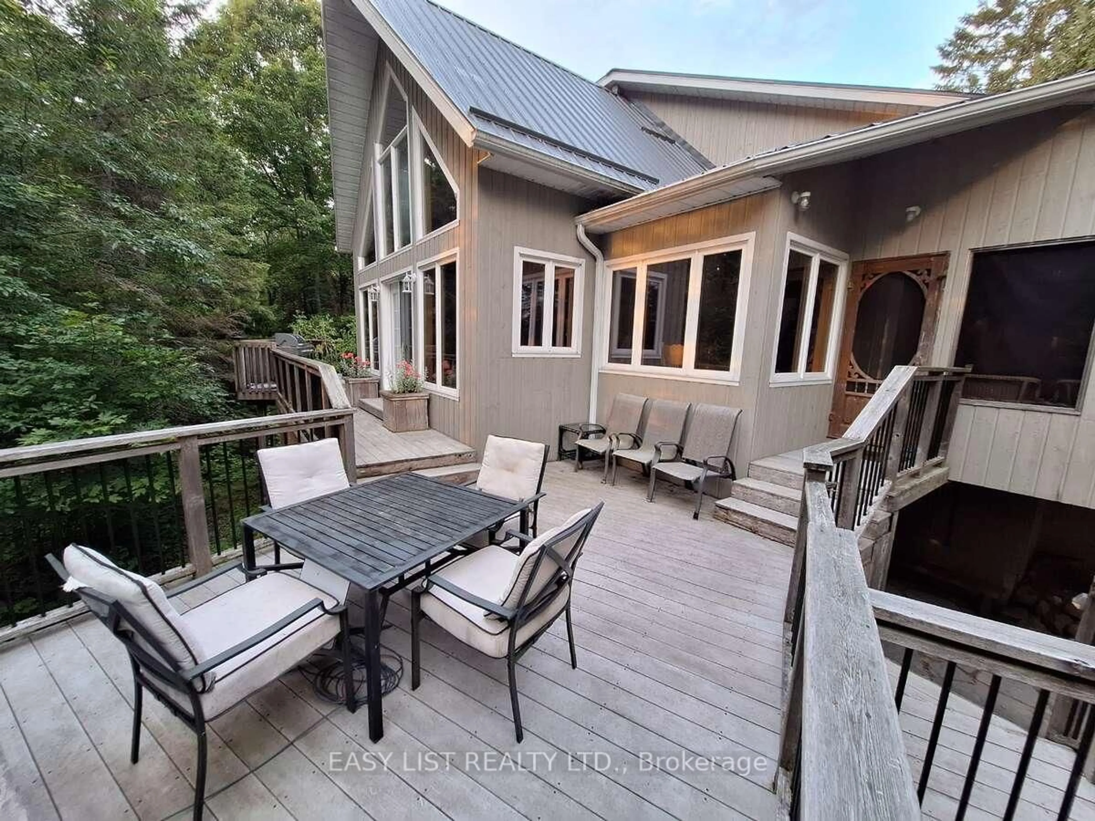 Patio, unknown for 175 Old Man's Lake Lane, Magnetawan Ontario P0A 1P0