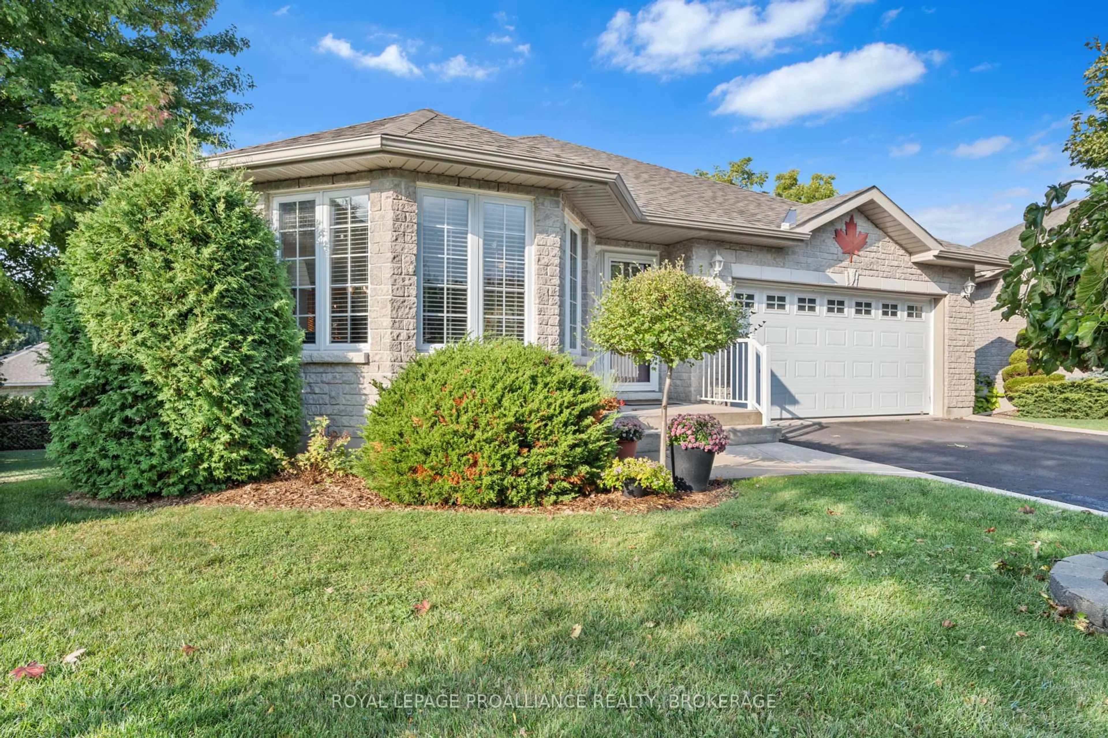 Home with vinyl exterior material, street for 132 Farmstead Crt, Kingston Ontario K7P 3H6