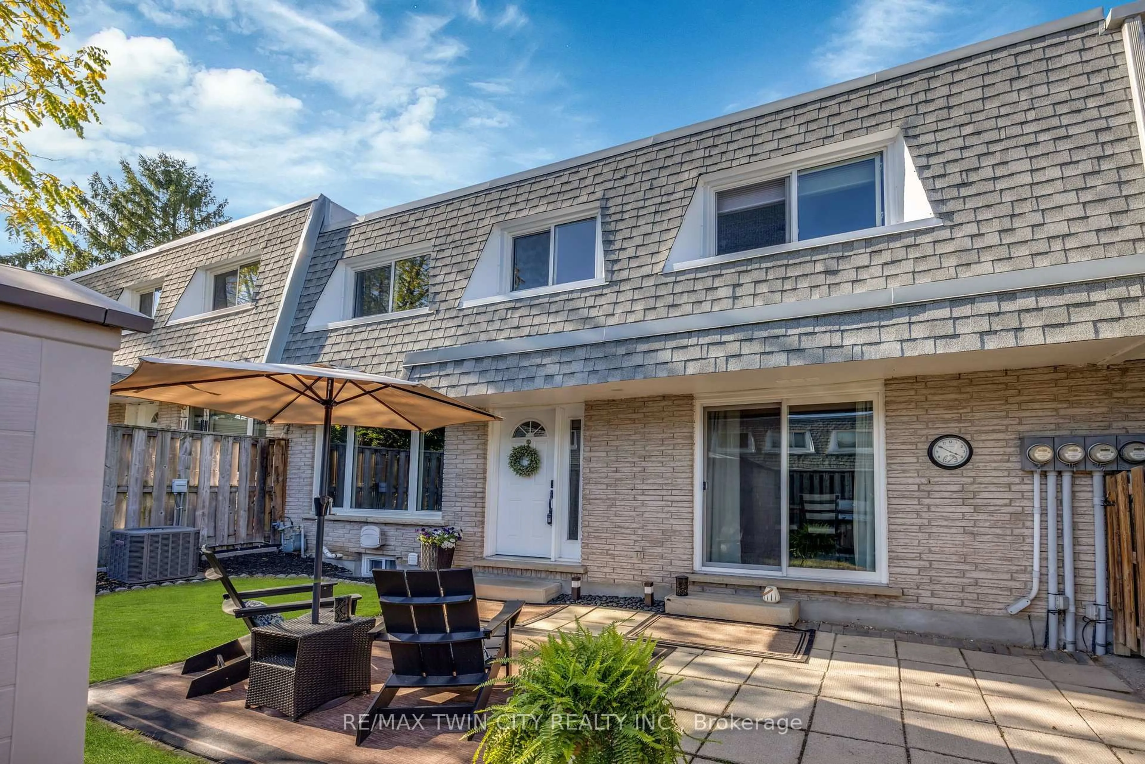 Patio, street for 14 Williamsburg Rd #54, Kitchener Ontario N2E 1W1