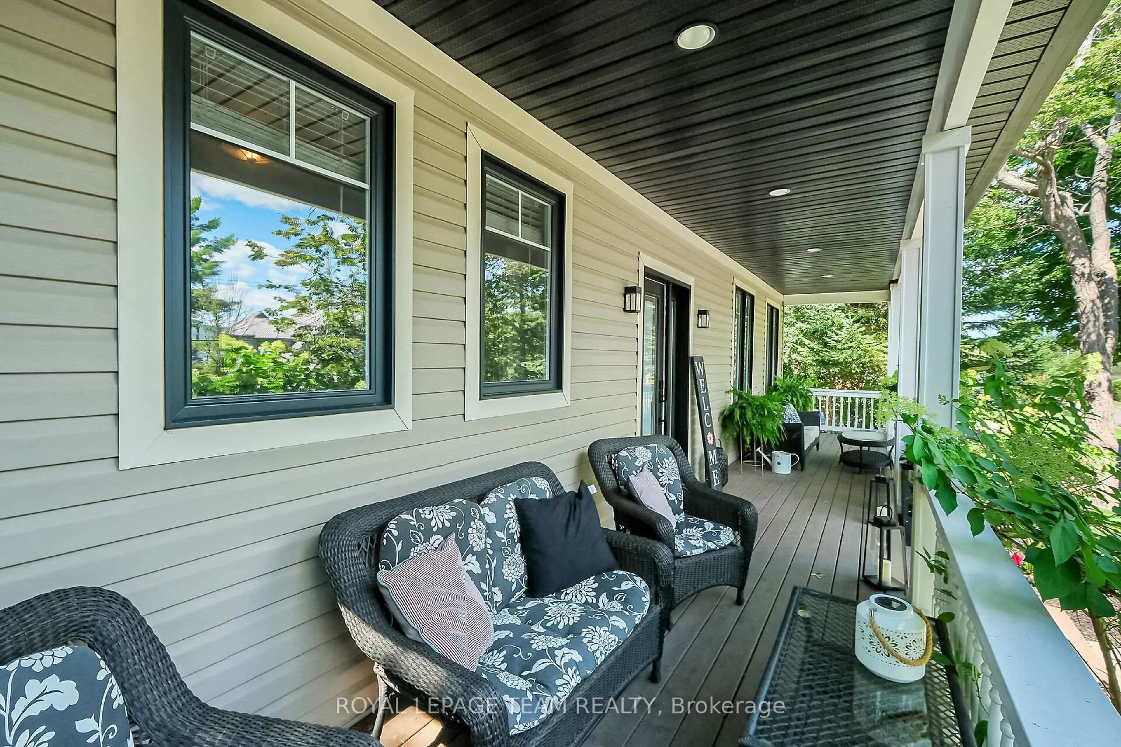 Patio, water/lake/river/ocean view for 2893 Barlow Cres, Ottawa Ontario K0A 1T0