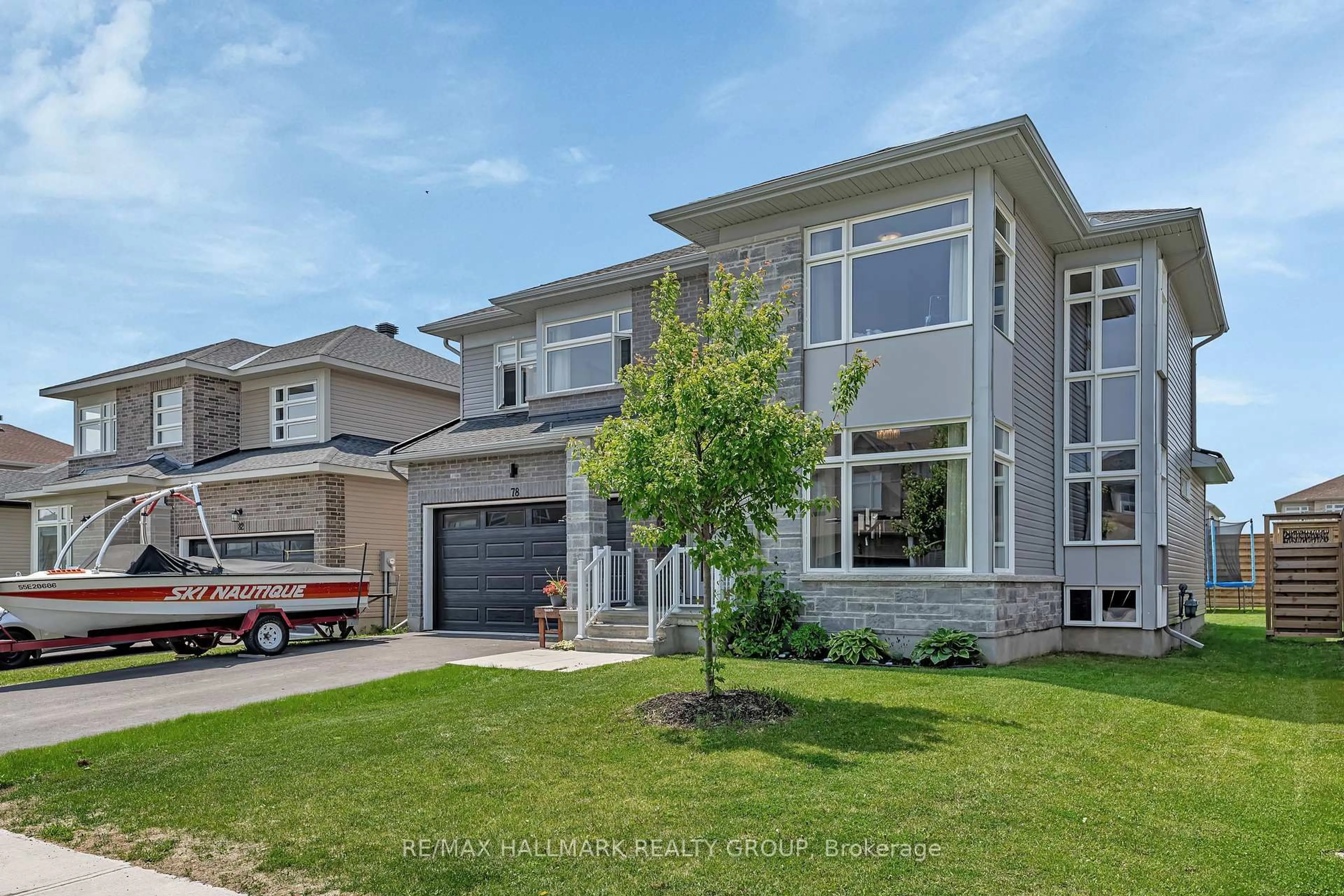 Home with brick exterior material, street for 78 Dunlop Rd, Carleton Place Ontario K7C 0R8