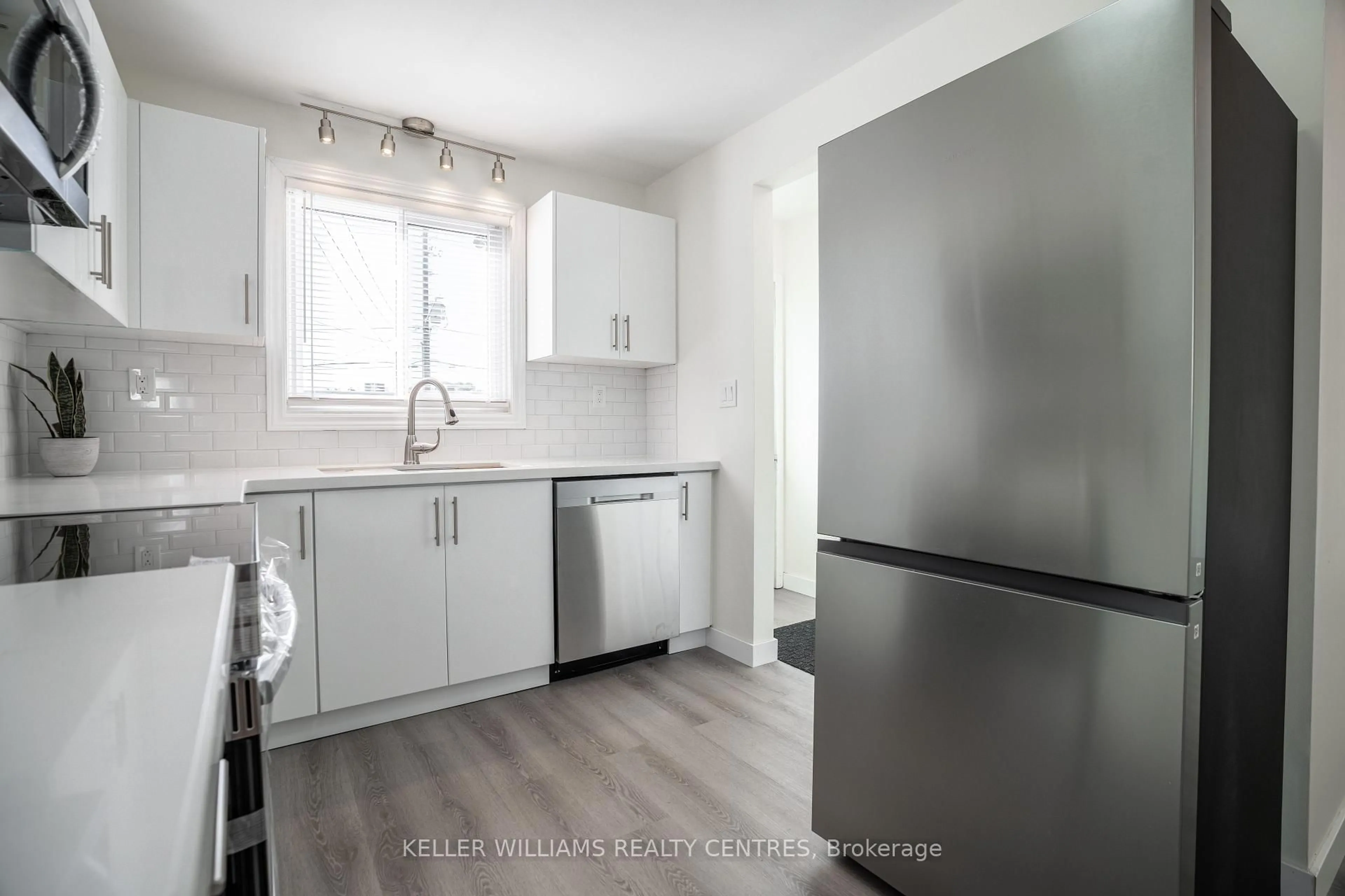 Unknown for 6131 Valley Way, Niagara Falls Ontario L2E 1X9