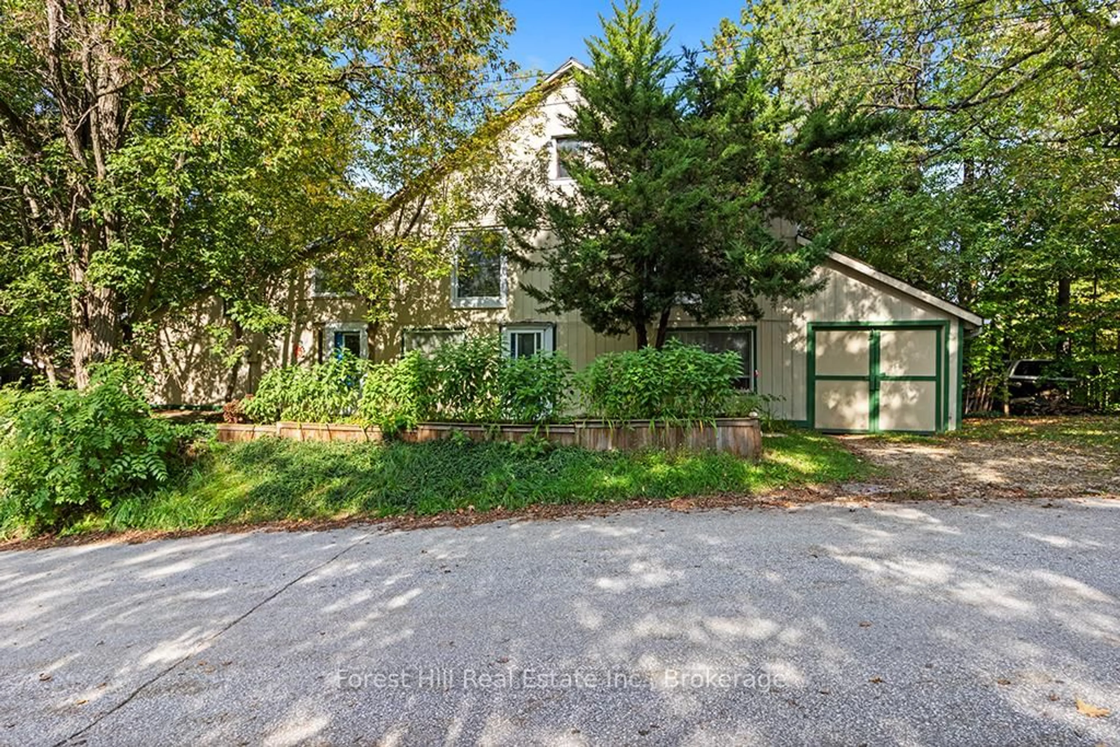 A pic from outside/outdoor area/front of a property/back of a property/a pic from drone, unknown for 15 Hill St, Grey Highlands Ontario N0C 1E0