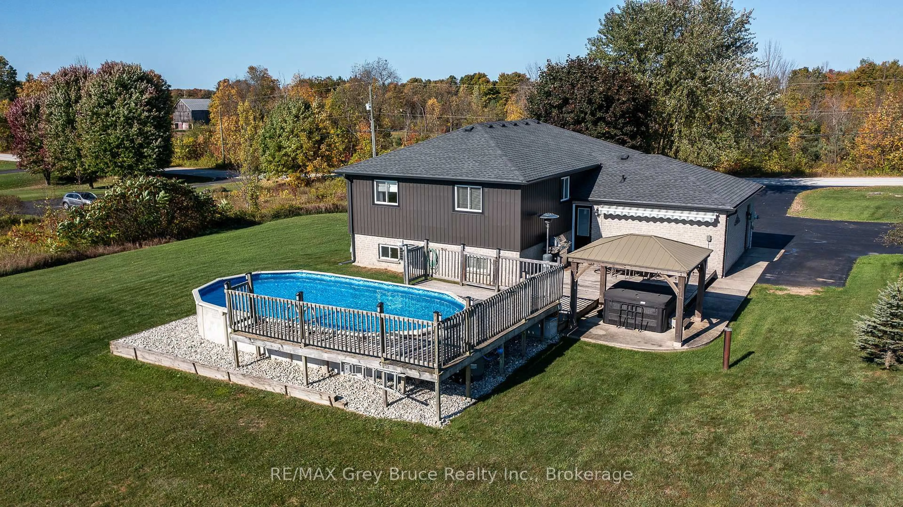 A pic from outside/outdoor area/front of a property/back of a property/a pic from drone, water/lake/river/ocean view for 200050 10 Sdrd, Georgian Bluffs Ontario N0H 2K0
