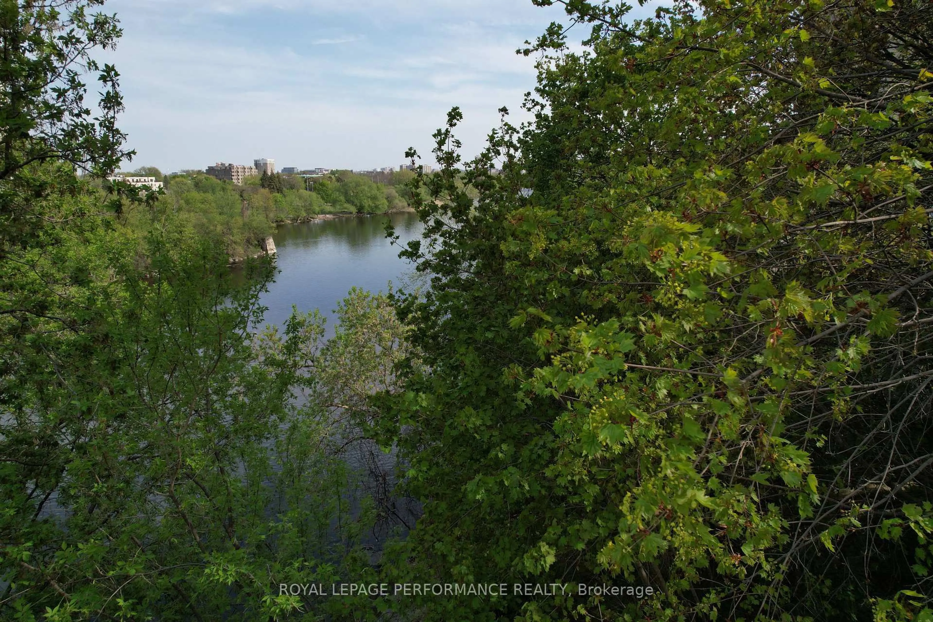 A pic from outside/outdoor area/front of a property/back of a property/a pic from drone, water/lake/river/ocean view for 250 Fountain Pl #130E, Ottawa Ontario K1N 9N7