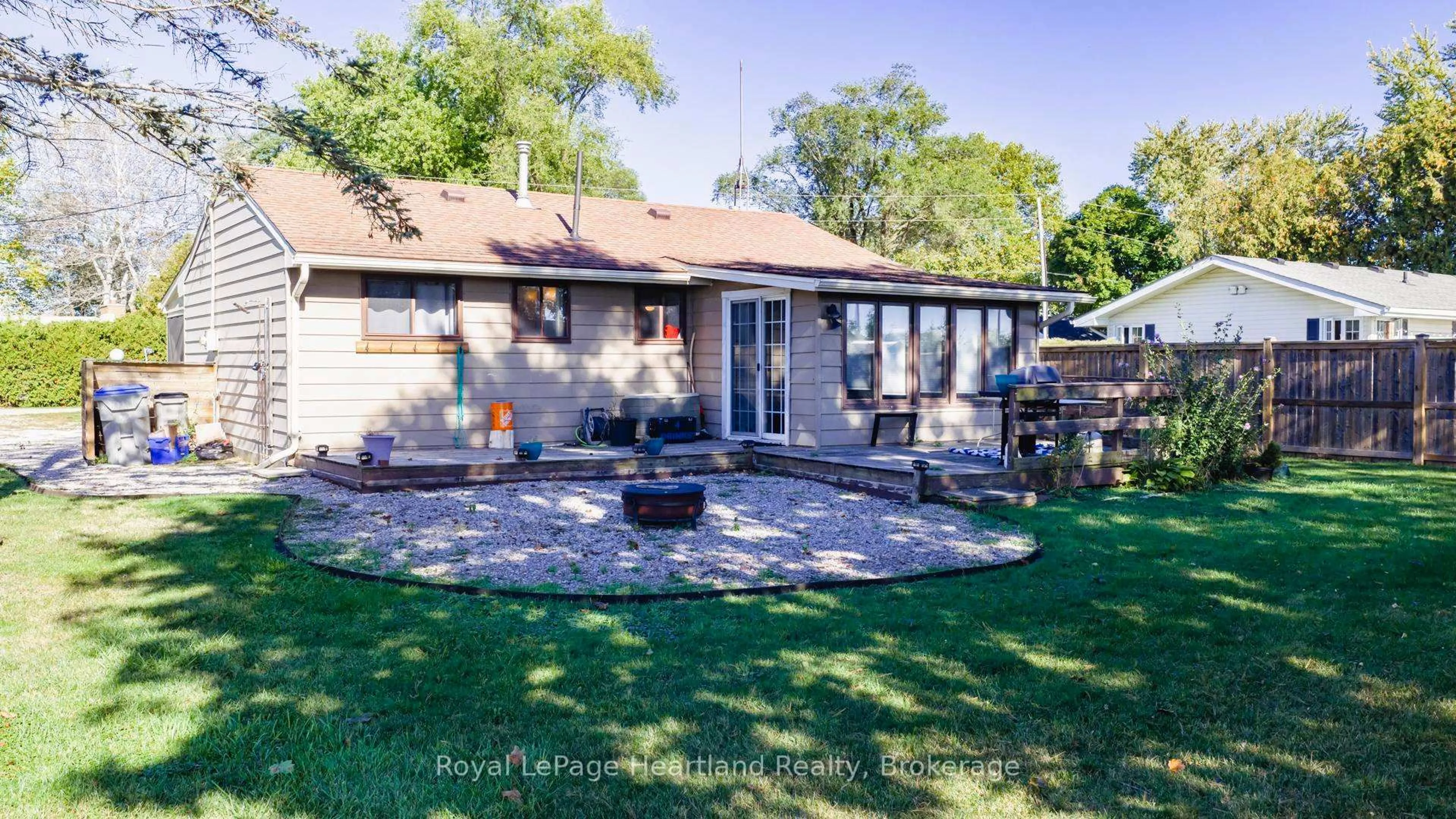 Unknown for 71702 Old Cedarbank Lane, Bluewater Ontario N0M 1N0