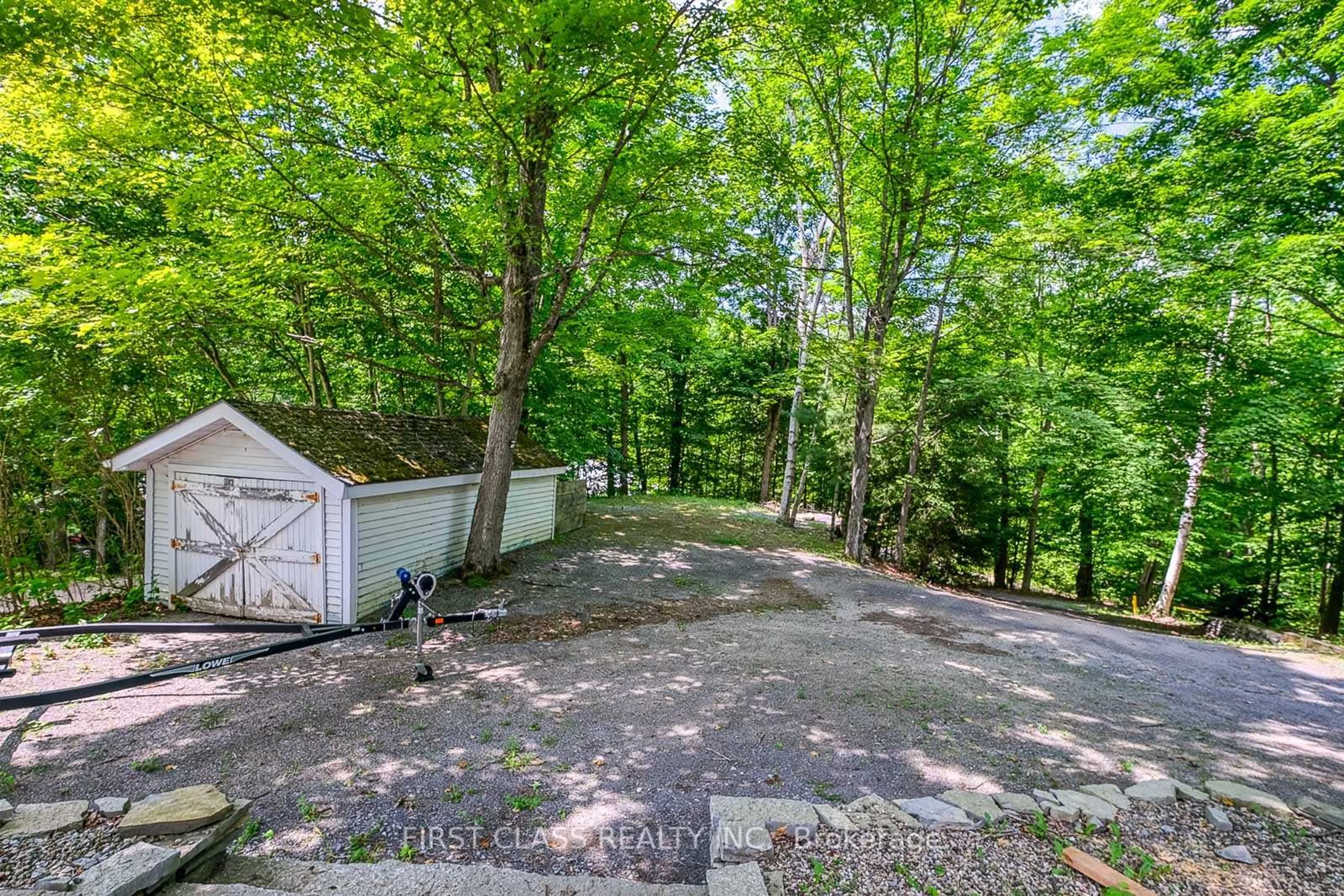 Unknown for 312A Henry Lane, Godfrey Ontario K0H 1T0
