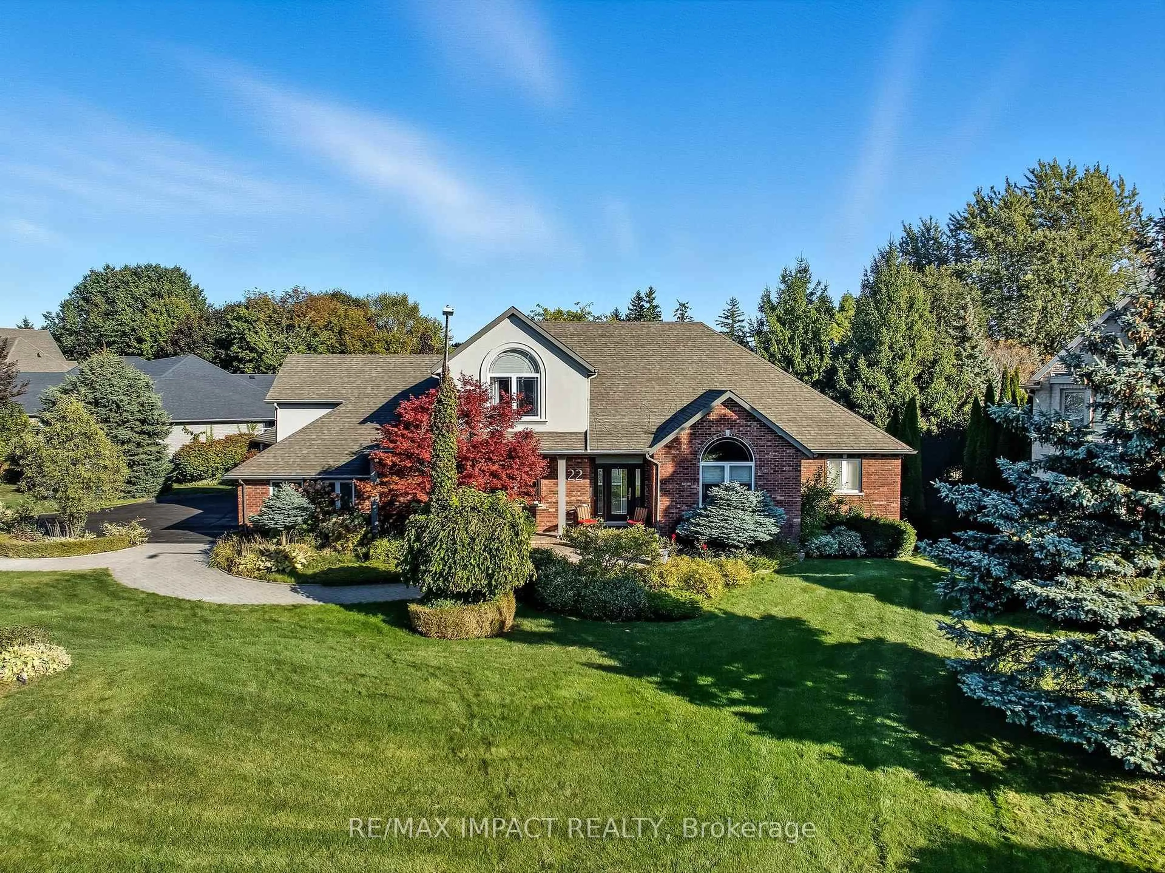 A pic from outside/outdoor area/front of a property/back of a property/a pic from drone, unknown for 22 Daniels Dr, Brighton Ontario K0K 1H0