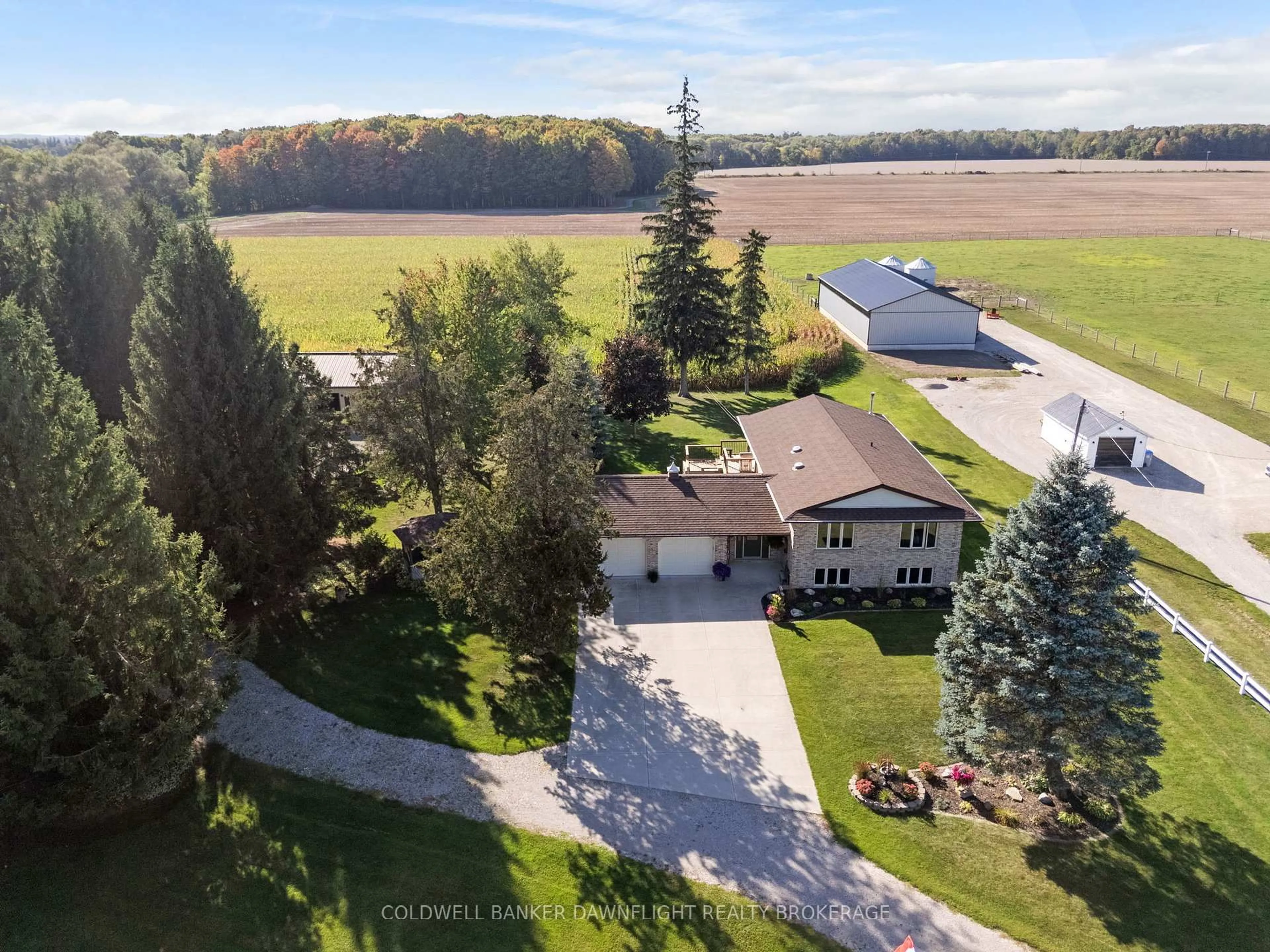 A pic from outside/outdoor area/front of a property/back of a property/a pic from drone, water/lake/river/ocean view for 72471 London Rd, Bluewater Ontario N0M 1X0