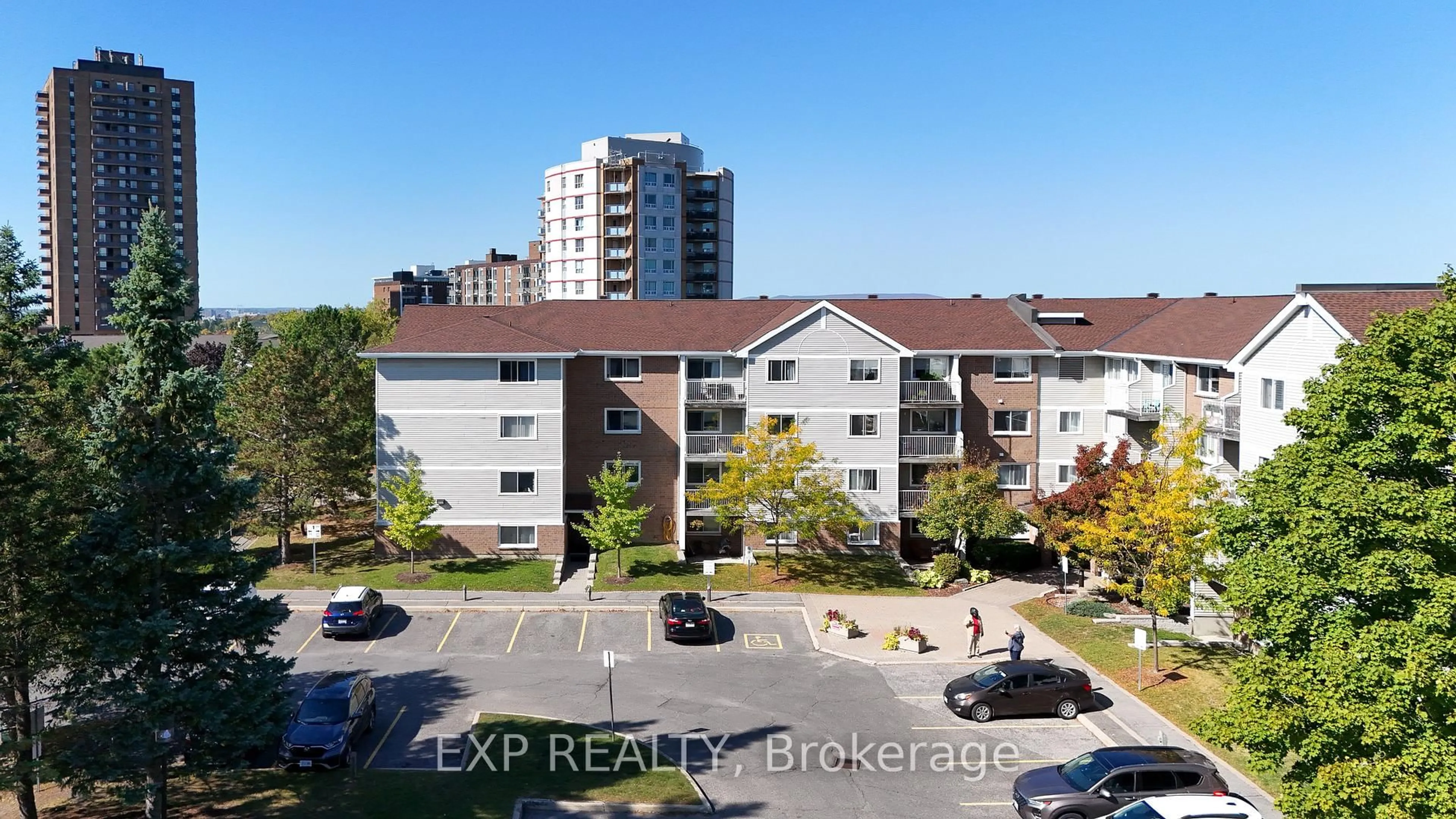 A pic from outside/outdoor area/front of a property/back of a property/a pic from drone, city buildings view from balcony for 270 Brittany Dr #317, Ottawa Ontario K1K 4M3