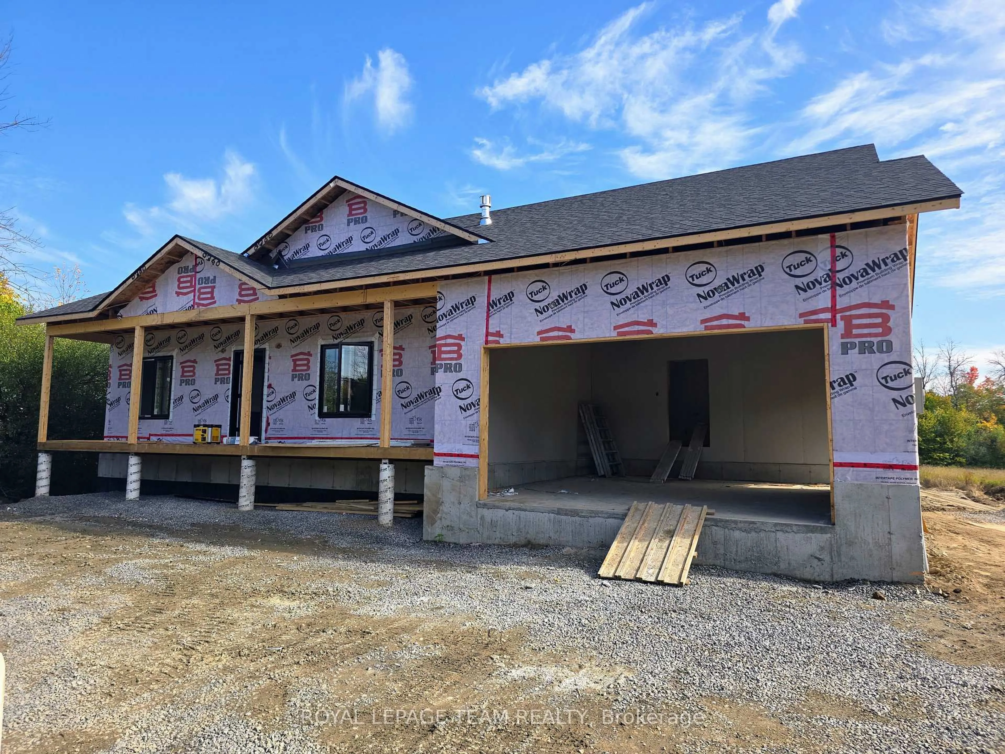 Home with vinyl exterior material, building for 1710 County Road 18, North Grenville Ontario K0G 1S0