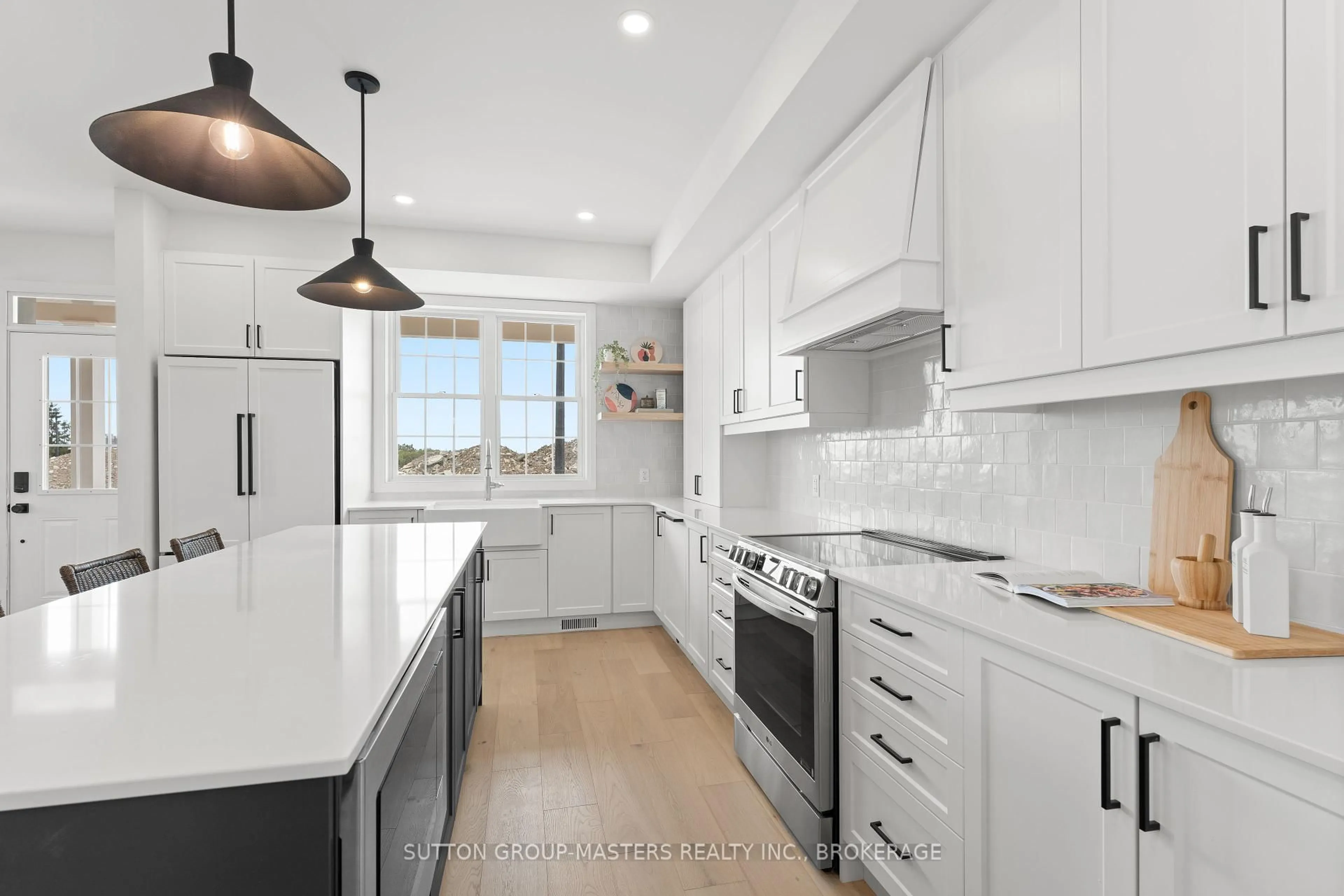 Contemporary kitchen, ceramic/tile floor for 276 Old Kiln Cres, Kingston Ontario K7K 0L7