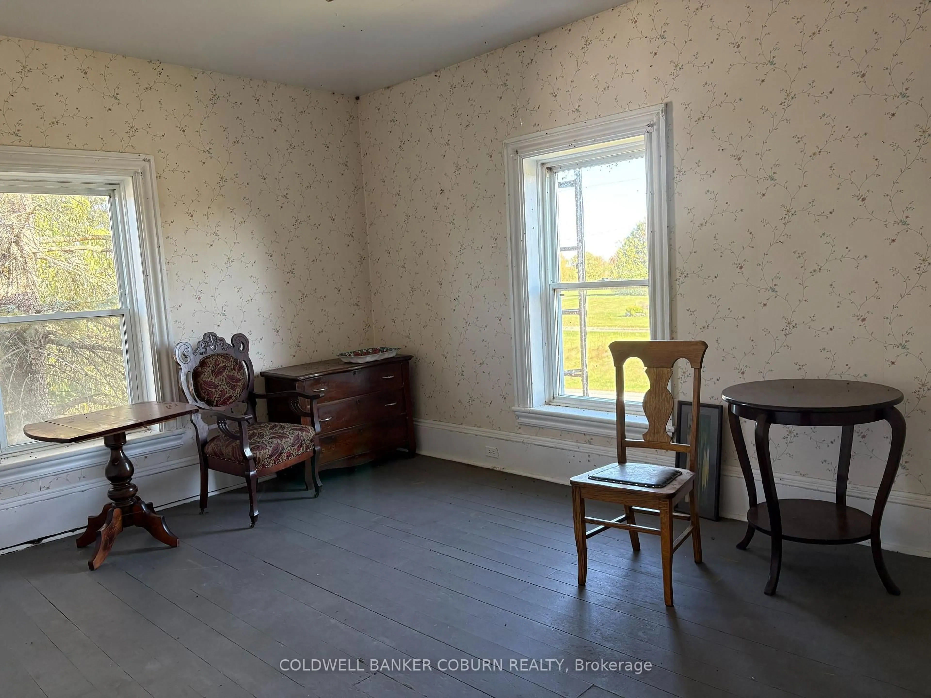 A pic of a room for 545 Rosedale Rd, Smiths Falls Ontario K7A 5B8