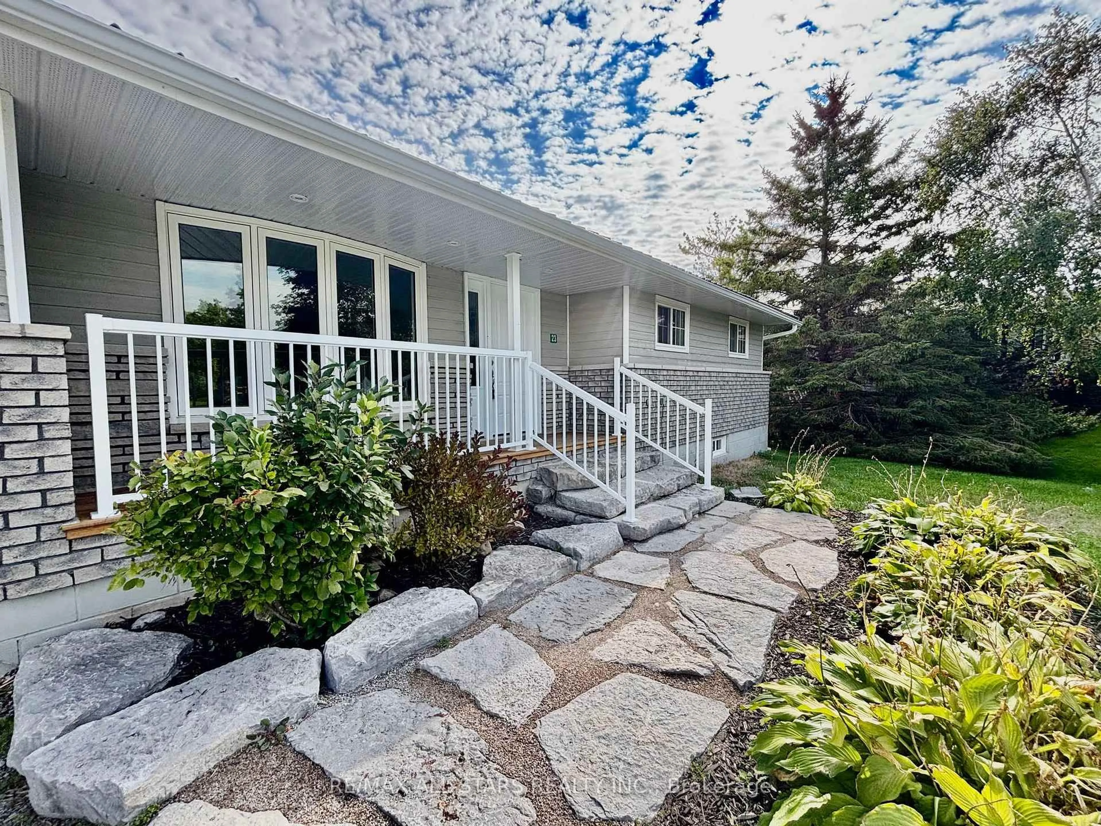 Unknown for 23 Bruce St, Kawartha Lakes Ontario K0M 2M0