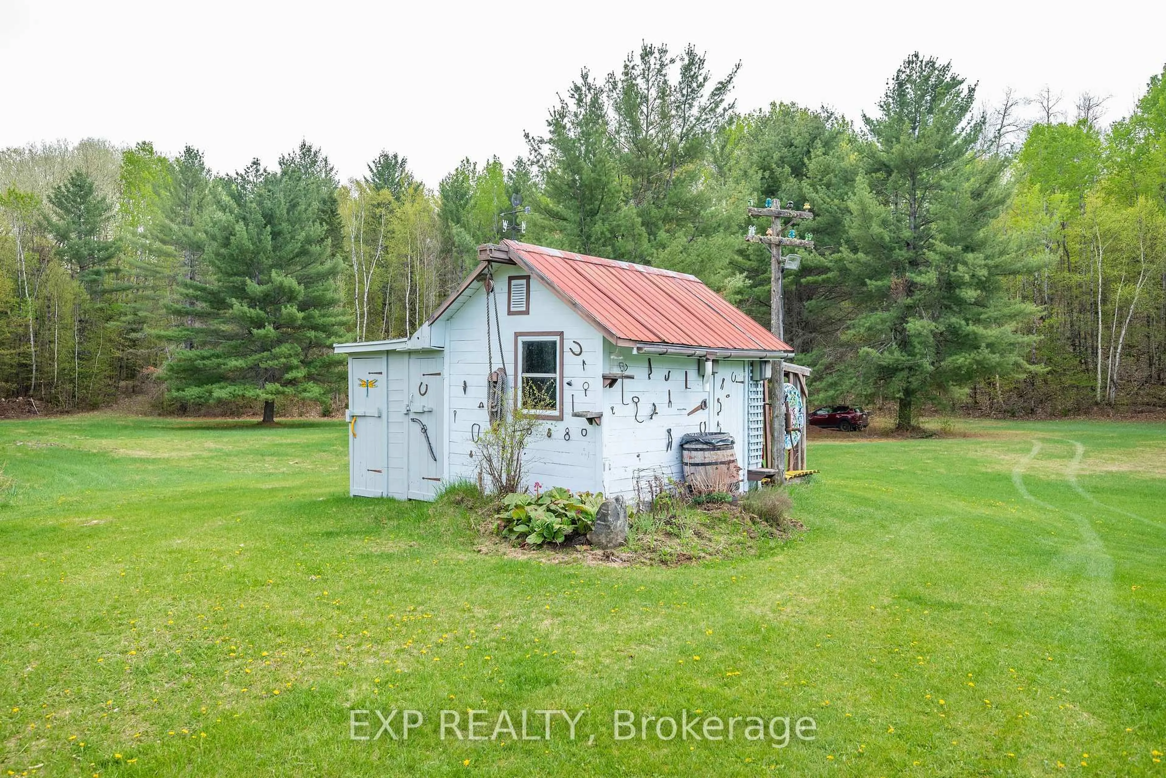 Shed for 11462 Opeongo Rd, Barry's Bay Ontario K0J 1B0