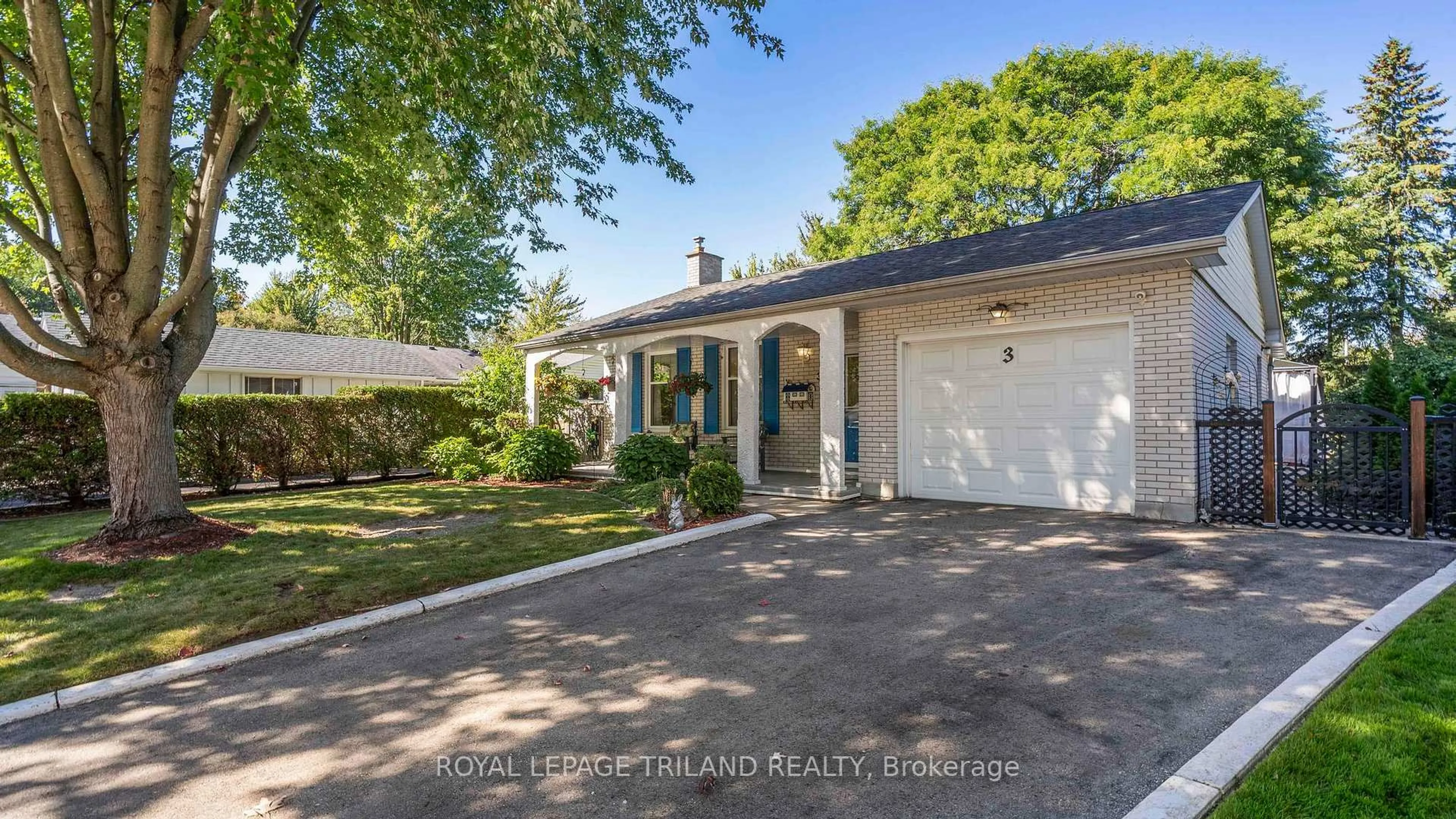 Unknown for 3 KENDALL Crt, London North Ontario N5X 1E4