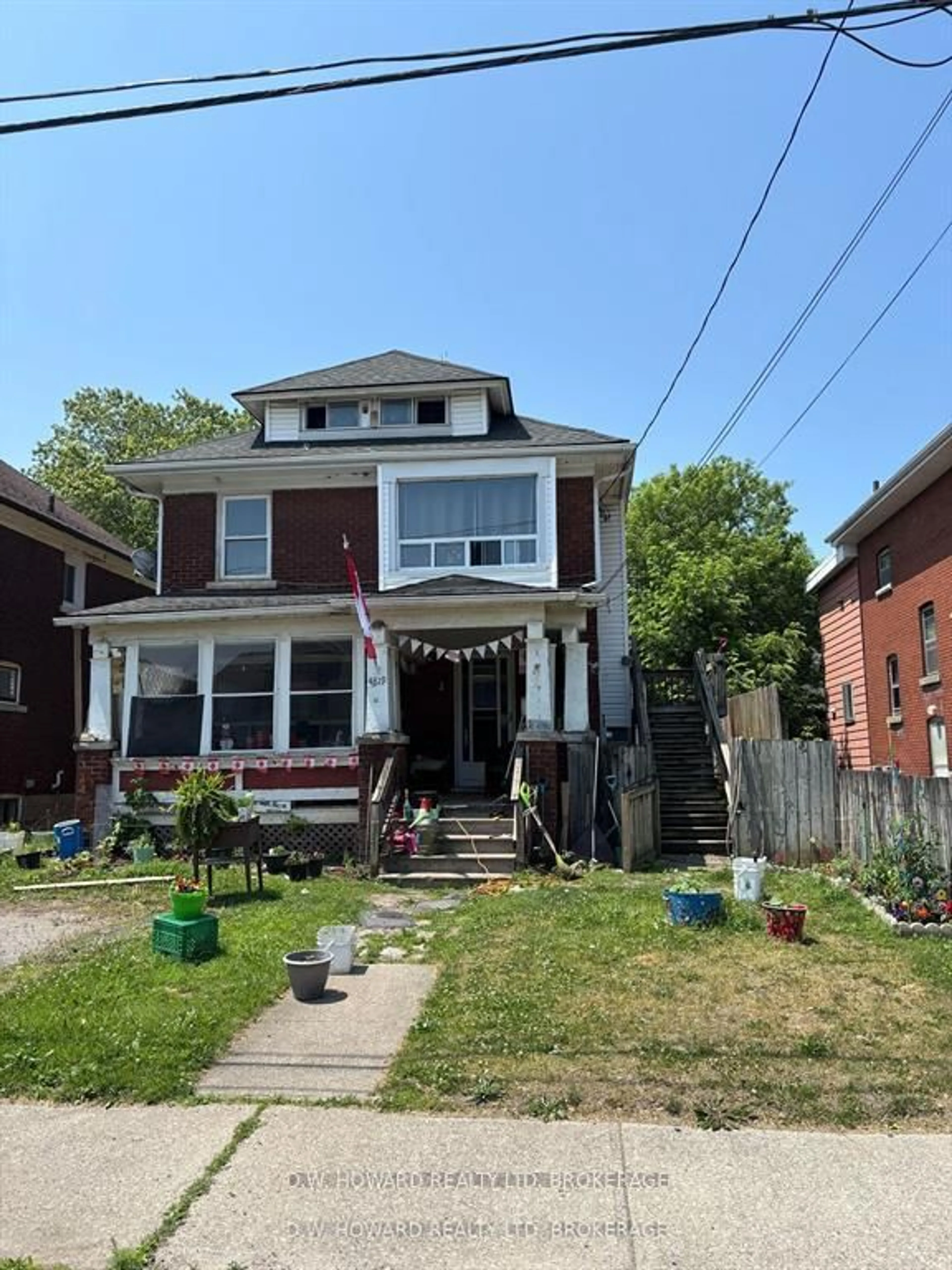 Home with brick exterior material, street for 4819 Fourth Ave, Niagara Falls Ontario L2E 4P2