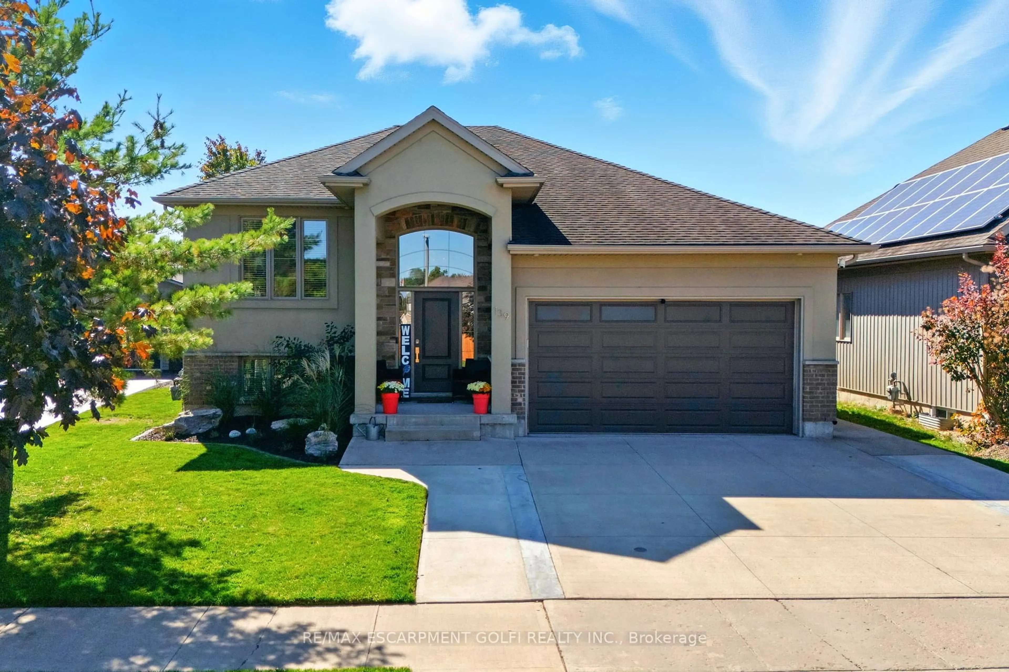 Home with brick exterior material, street for 139 GAISER Rd, Welland Ontario L3C 0B5