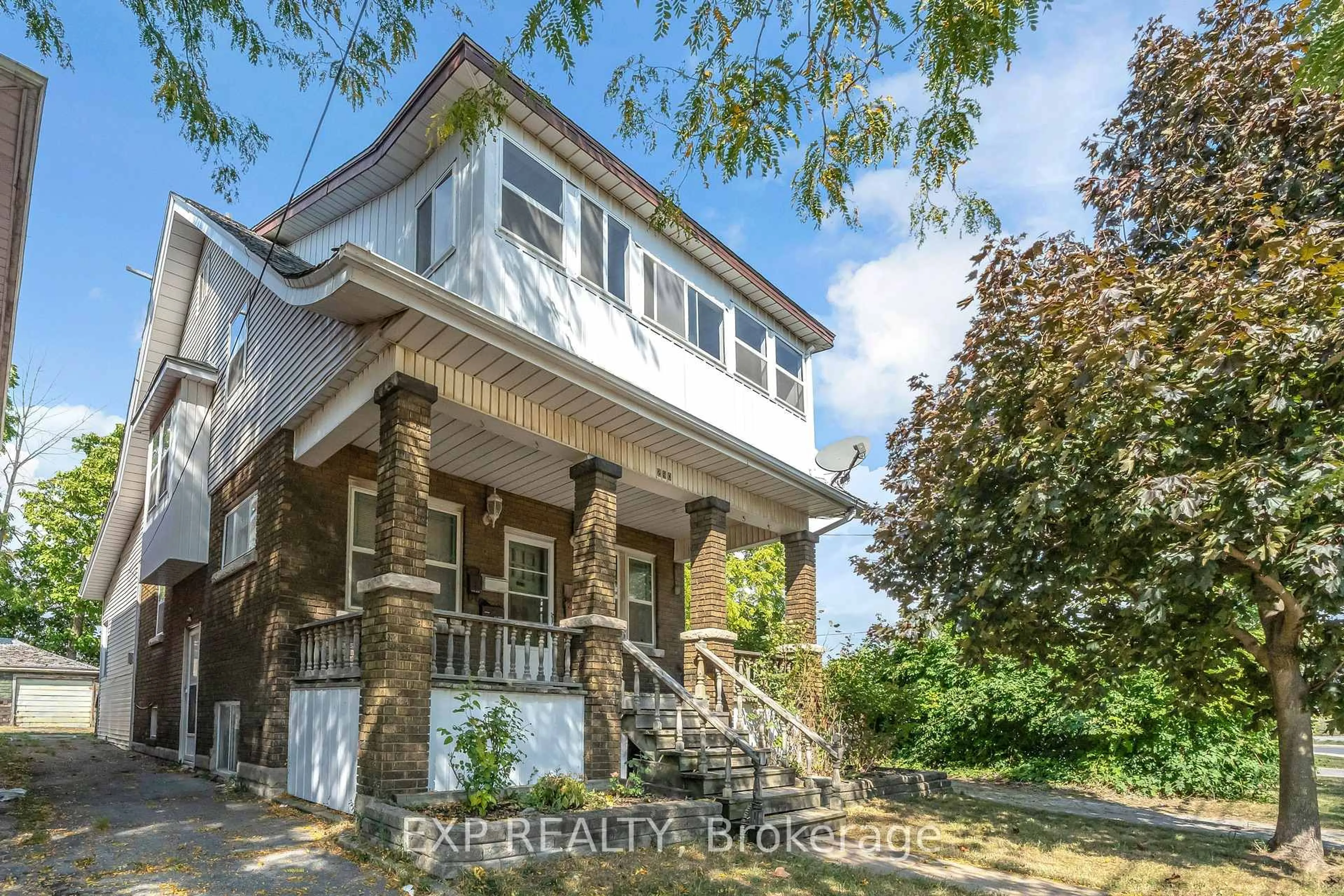 Unknown for 290 Division St, Welland Ontario L3B 4A4
