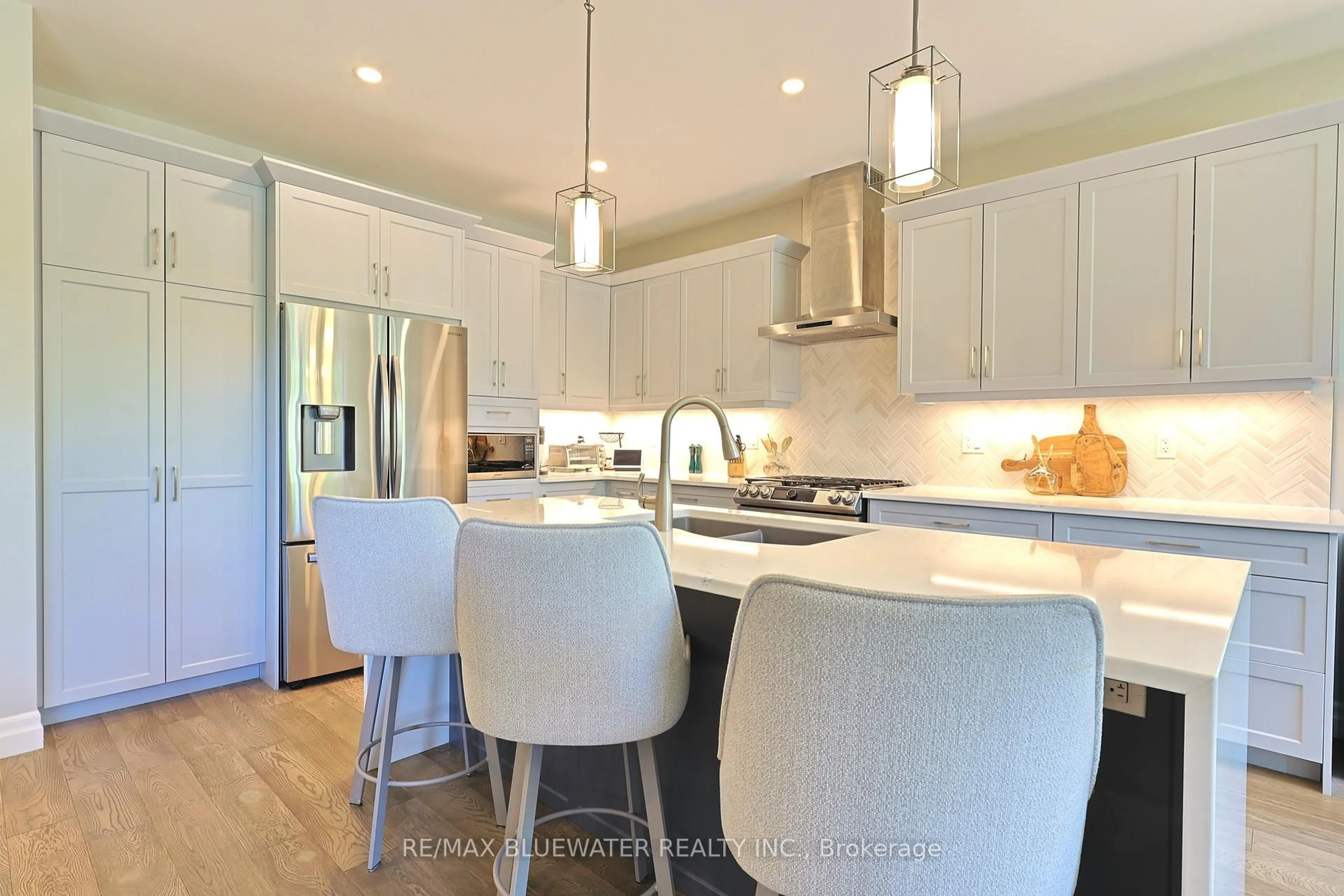 Open concept kitchen, unknown for 8437 Goosemarsh Line, Lambton Shores Ontario N0M 1T0