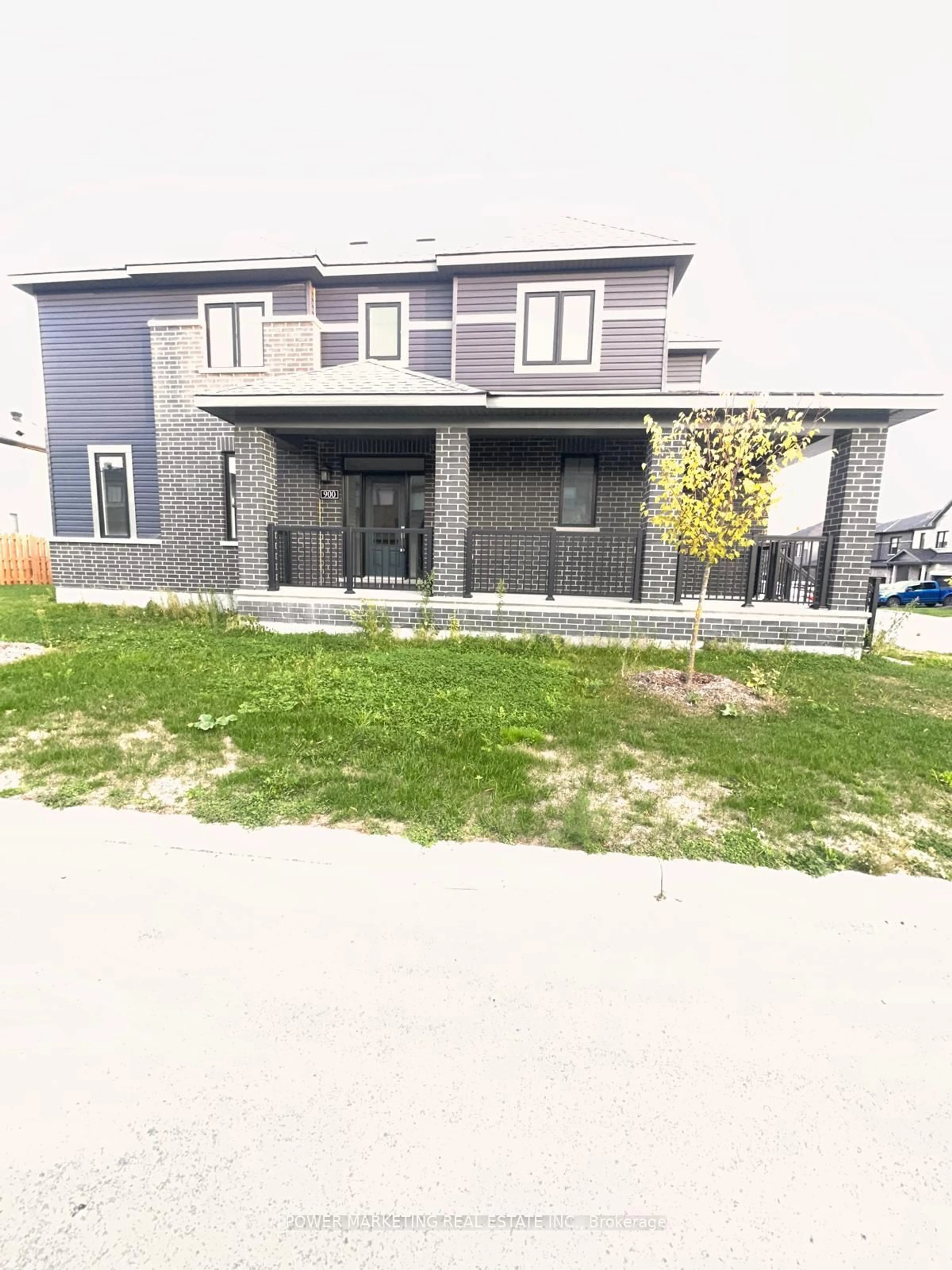 Unknown for 900 ATHENRY Crt, Ottawa Ontario K2J 7C5