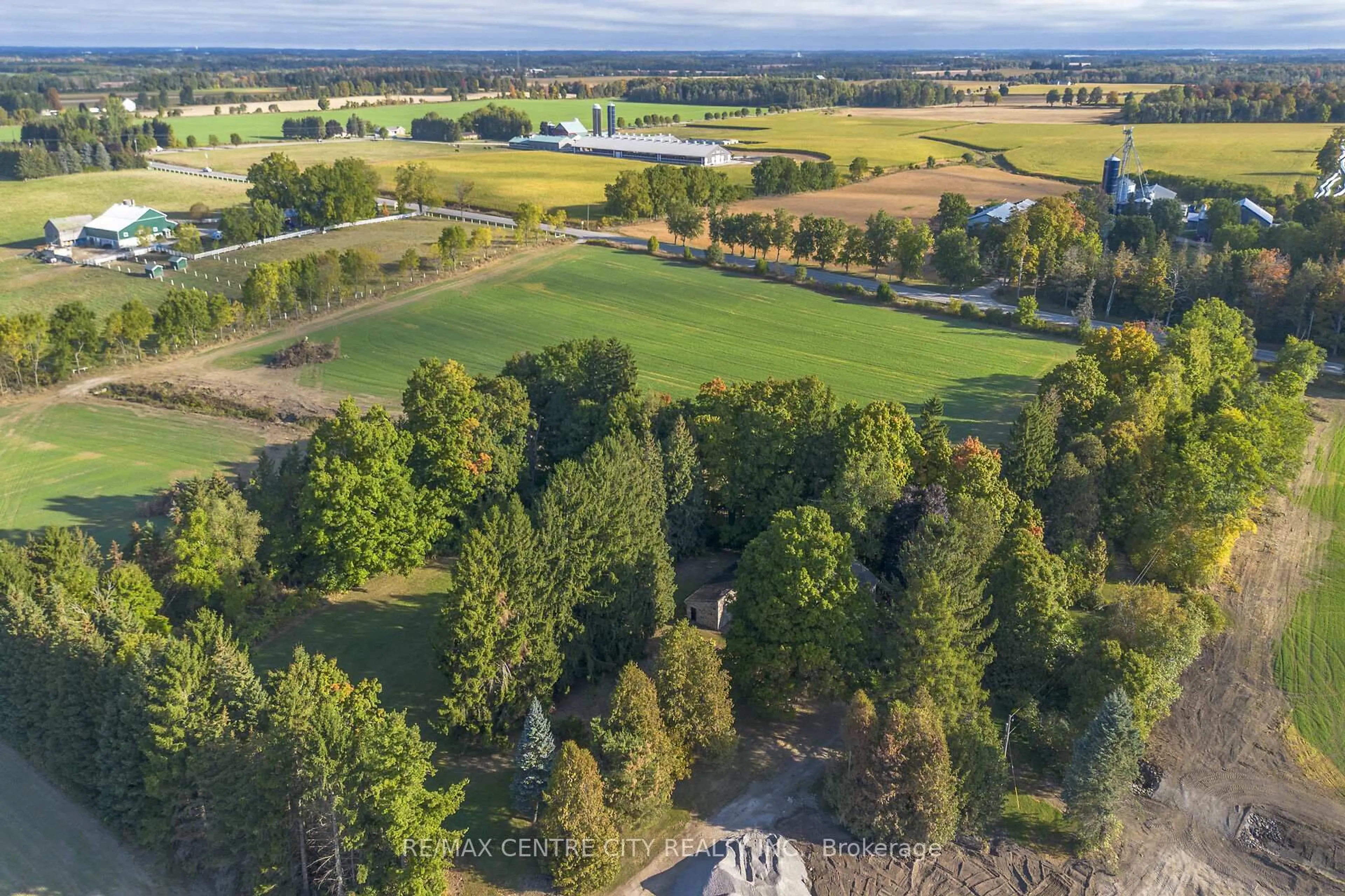 A pic from outside/outdoor area/front of a property/back of a property/a pic from drone, forest/trees view for 5512 Township Rd 3, Guelph/Eramosa Ontario N0B 2M0