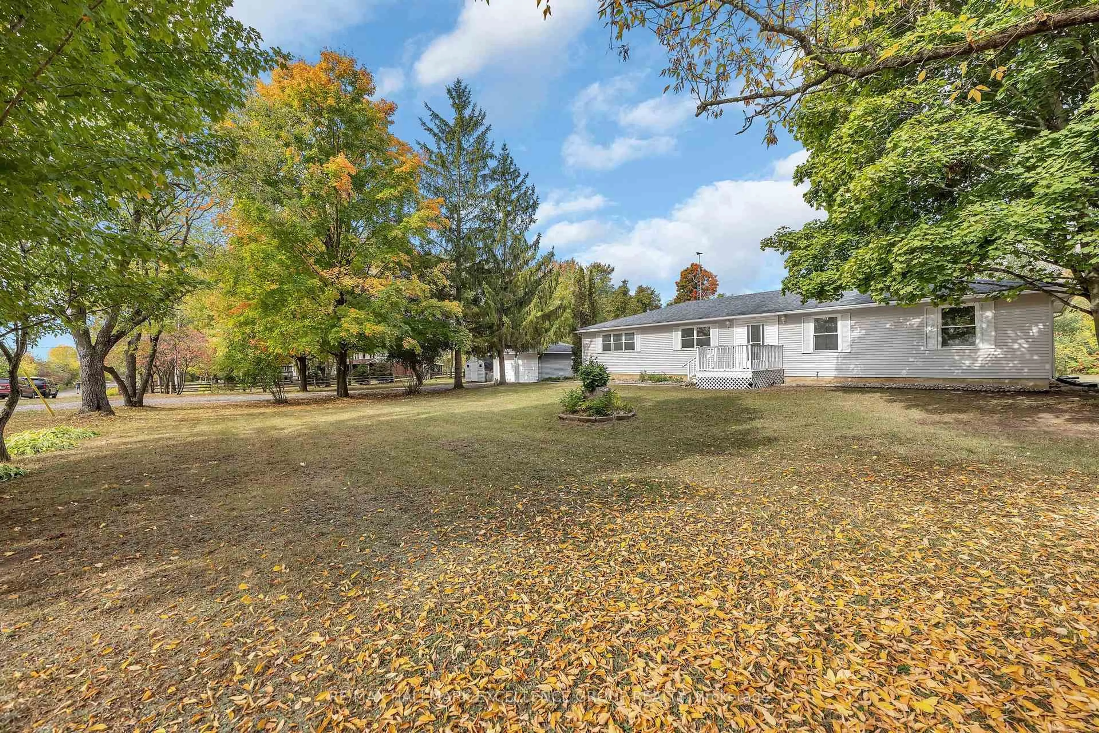A pic from outside/outdoor area/front of a property/back of a property/a pic from drone, unknown for 3031 Marlin Rd, North Grenville Ontario K0G 1J0