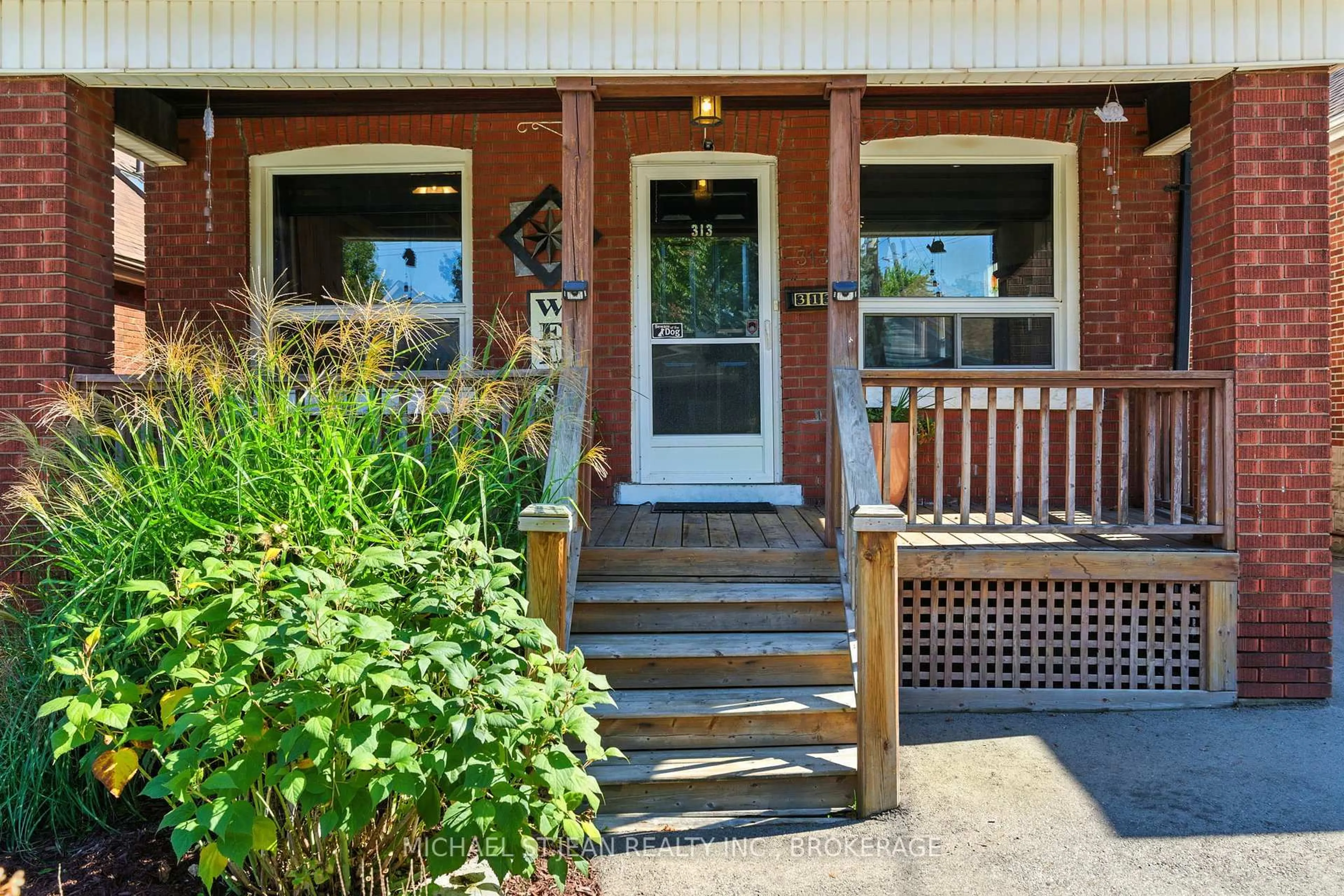 Unknown for 313 Graham Ave, Hamilton Ontario L8K 2M7