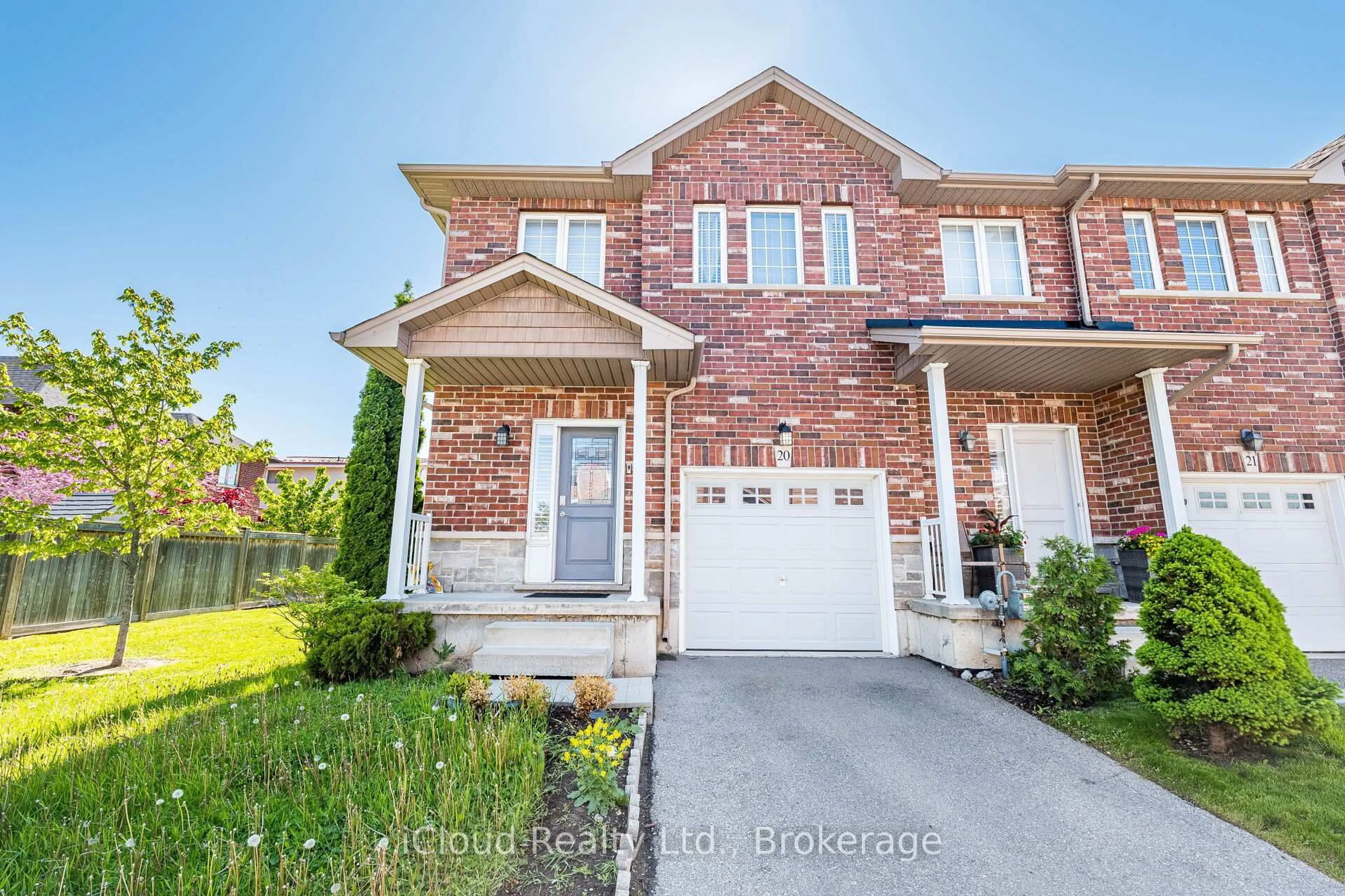 Home with brick exterior material, street for 45 Seabreeze Cres #20, Hamilton Ontario L8E 0G1