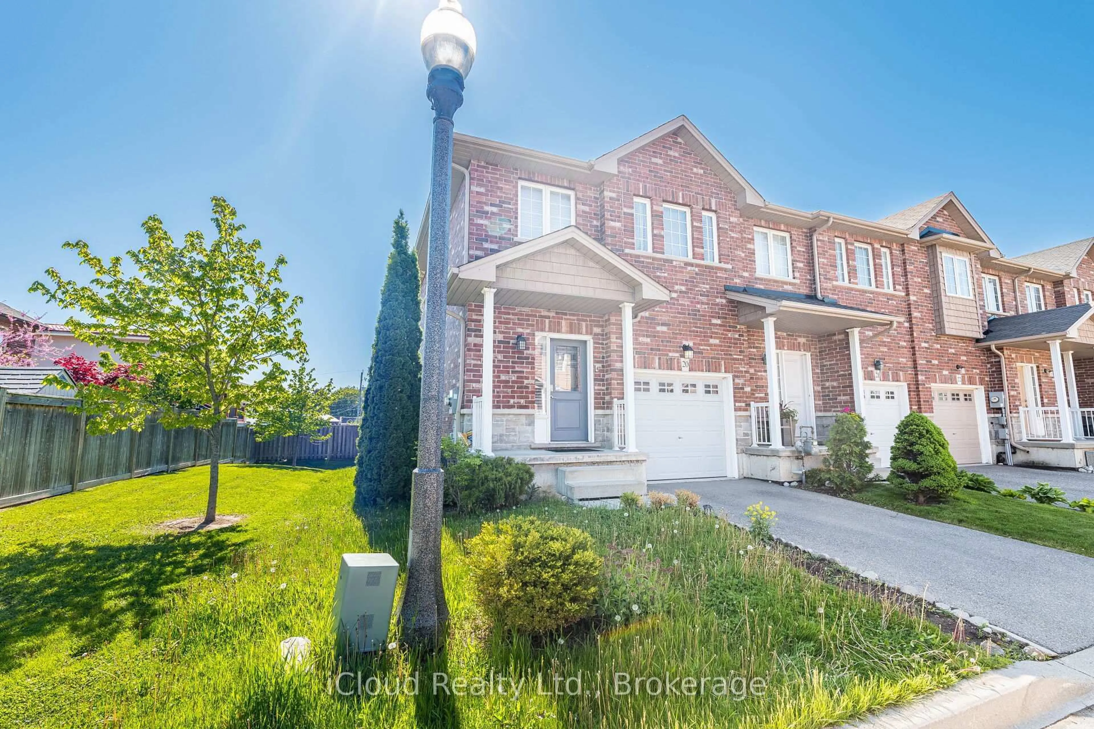 Home with brick exterior material, street for 45 Seabreeze Cres #20, Hamilton Ontario L8E 0G1