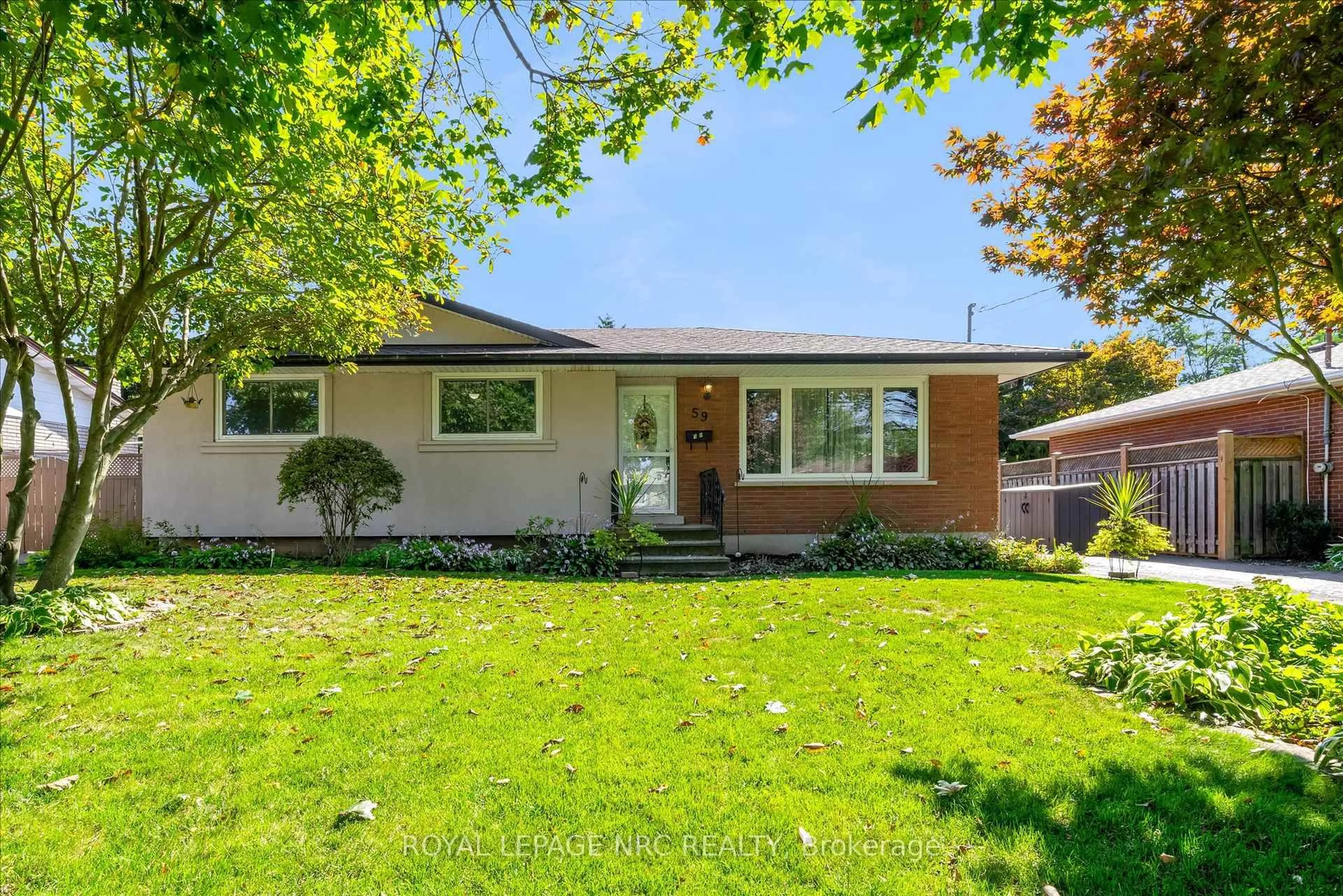 Home with brick exterior material, street for 59 Croydon Dr, St. Catharines Ontario L2M 1J6