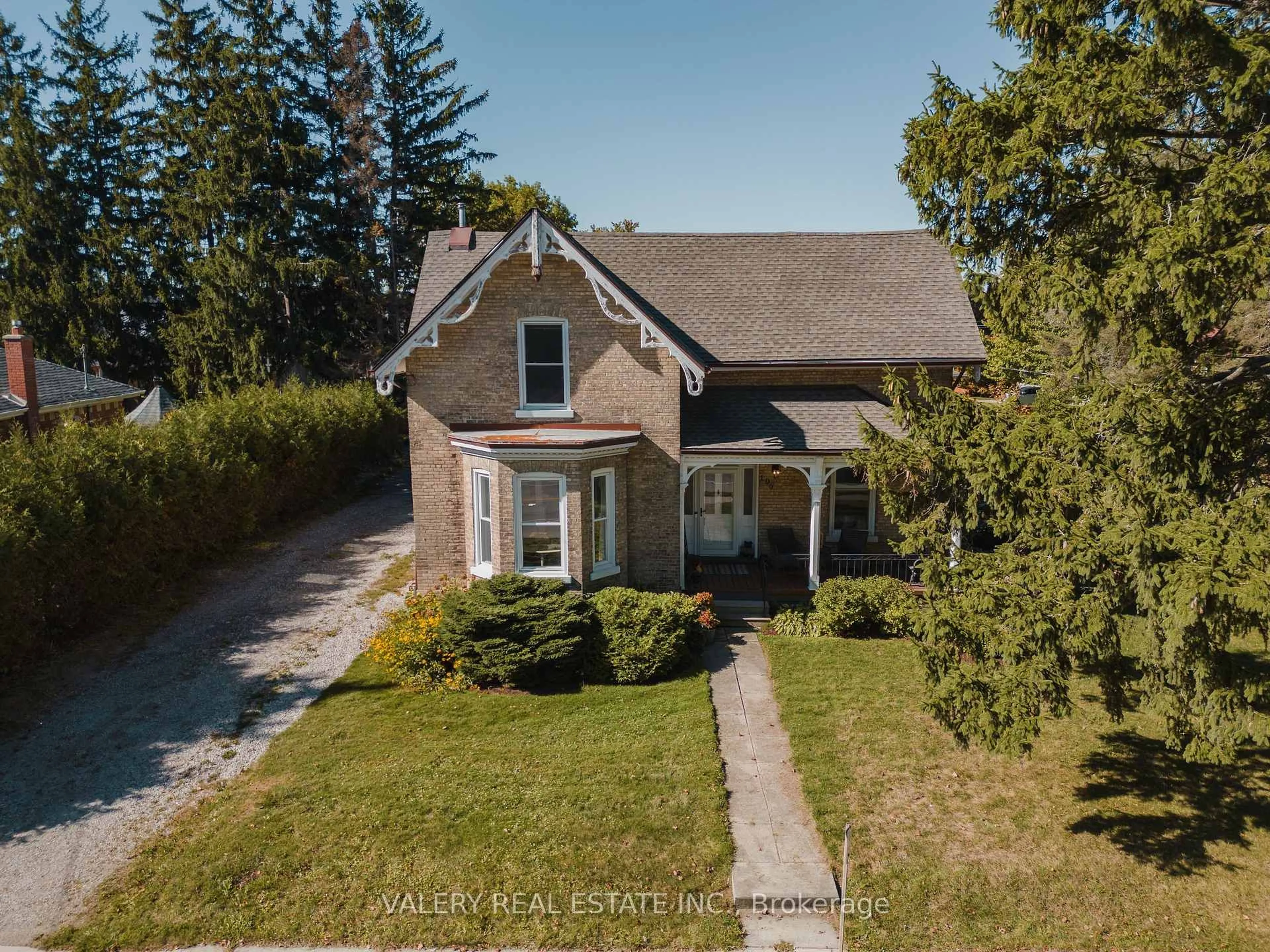 A pic from outside/outdoor area/front of a property/back of a property/a pic from drone, street for 109 Huron St, Zorra Ontario N0J 1J0