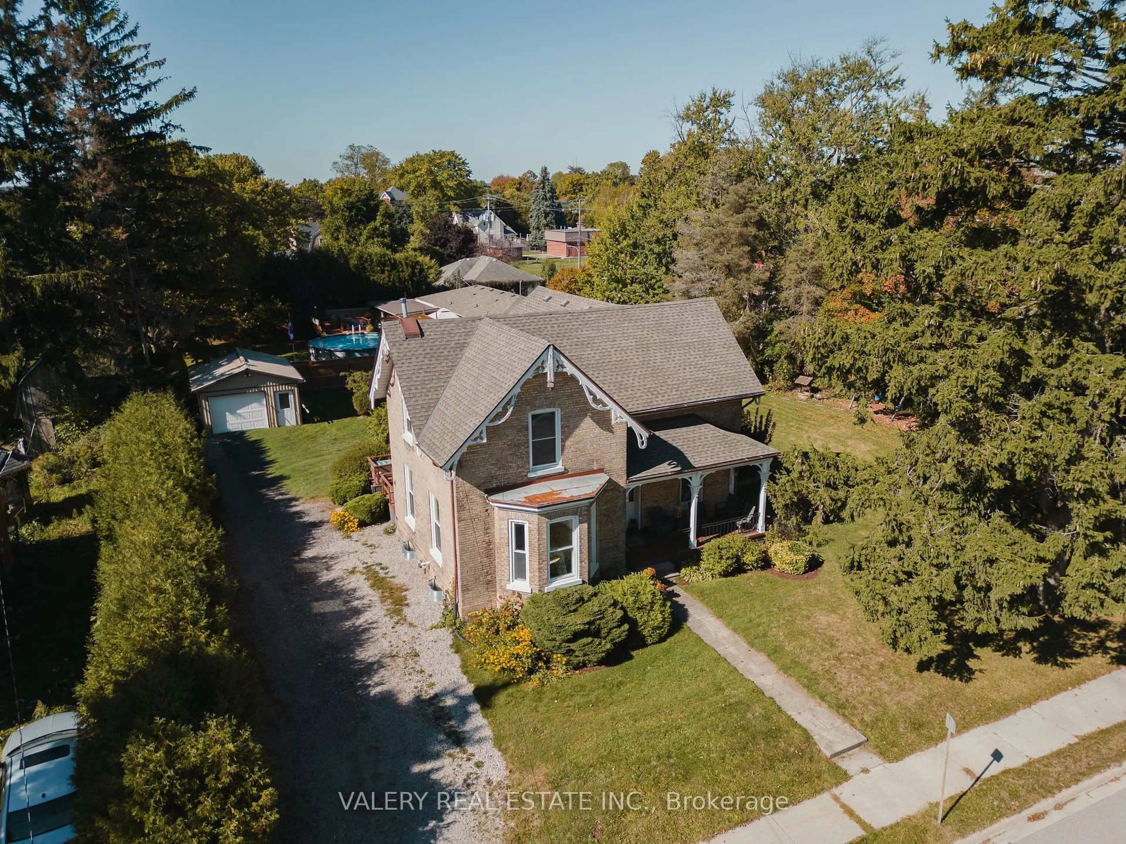 A pic from outside/outdoor area/front of a property/back of a property/a pic from drone, street for 109 Huron St, Zorra Ontario N0J 1J0
