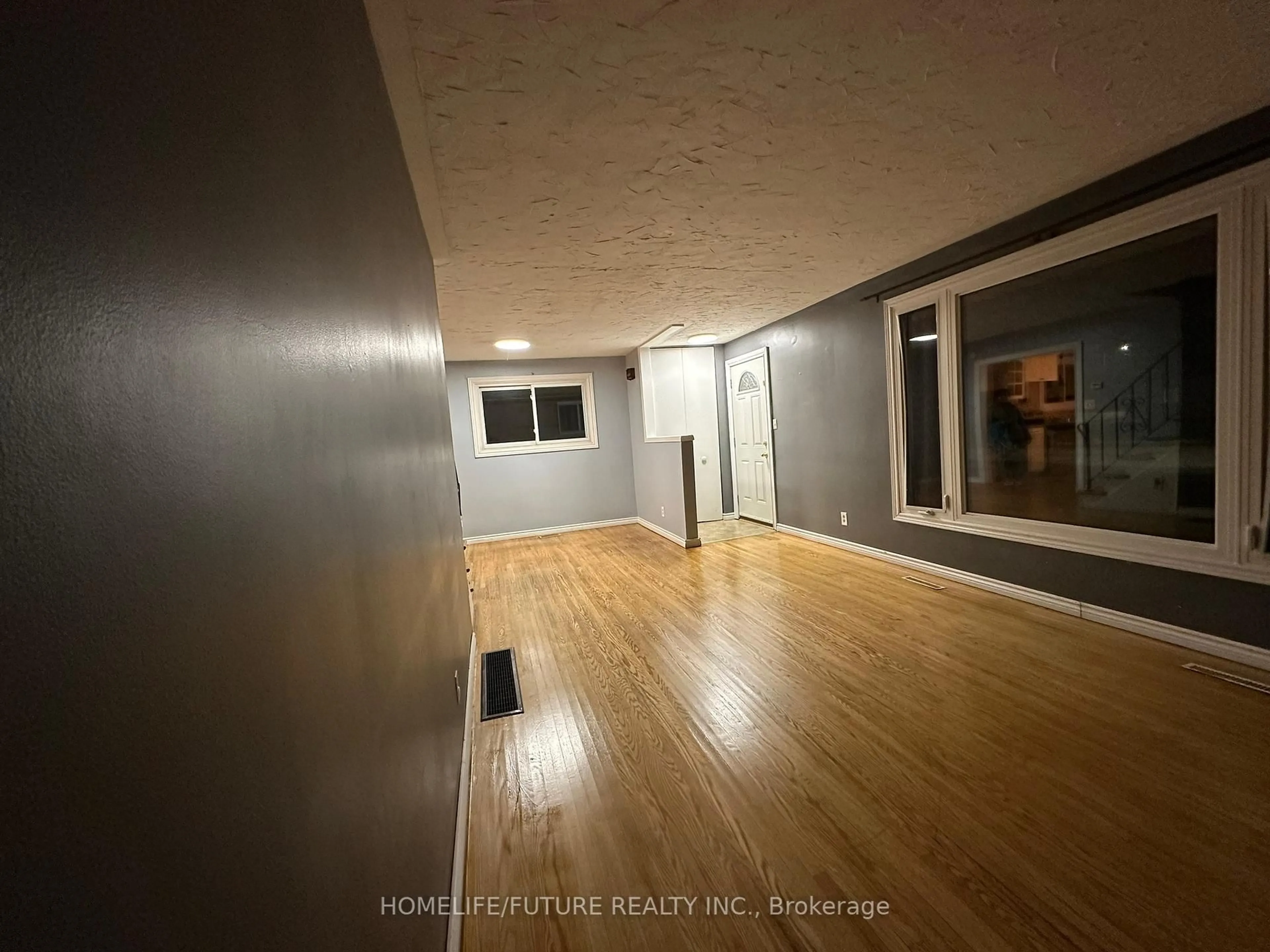 A pic of a room for 80 Poplar St, Belleville Ontario K8P 4J4