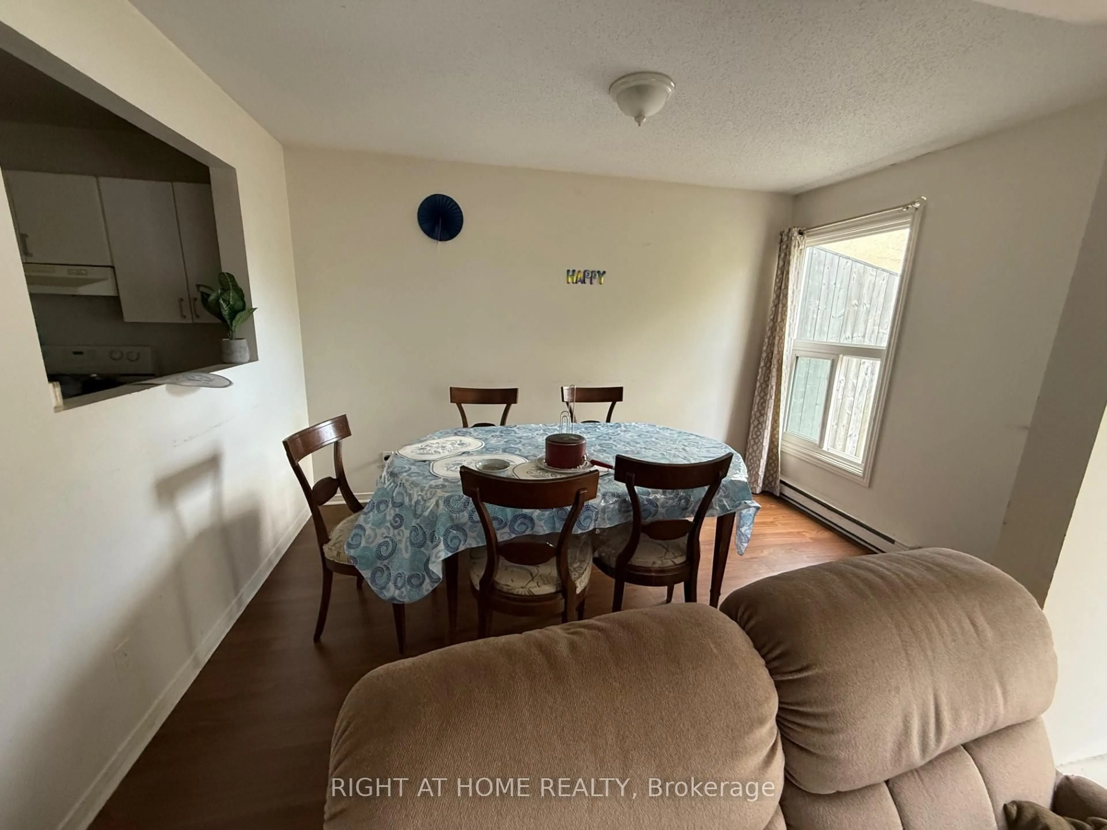 A pic of a room for 3415 Uplands Dr #5, Ottawa Ontario K1V 9N3