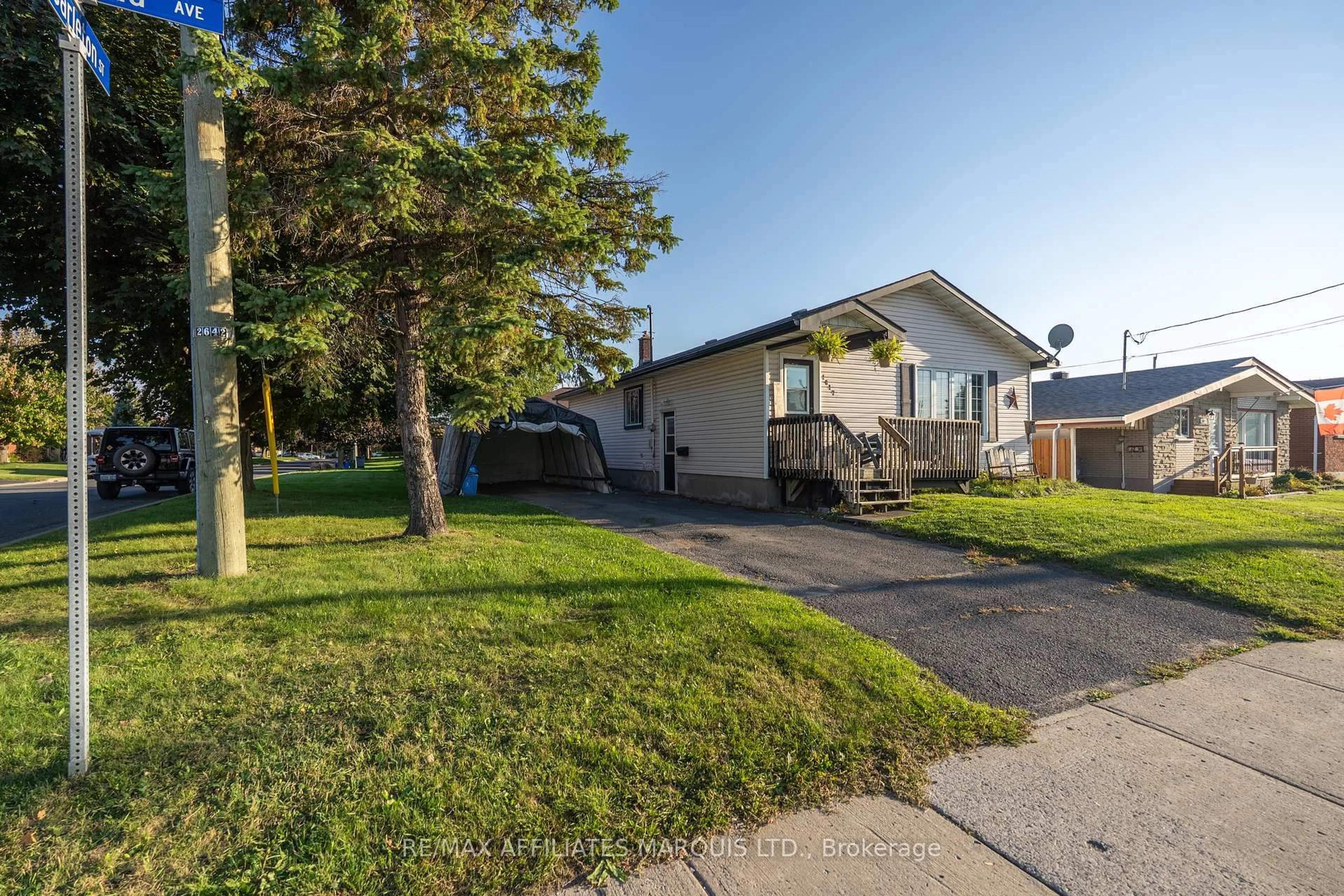 Home with vinyl exterior material, street for 1017 Marleau Ave, Cornwall Ontario K6H 2W6