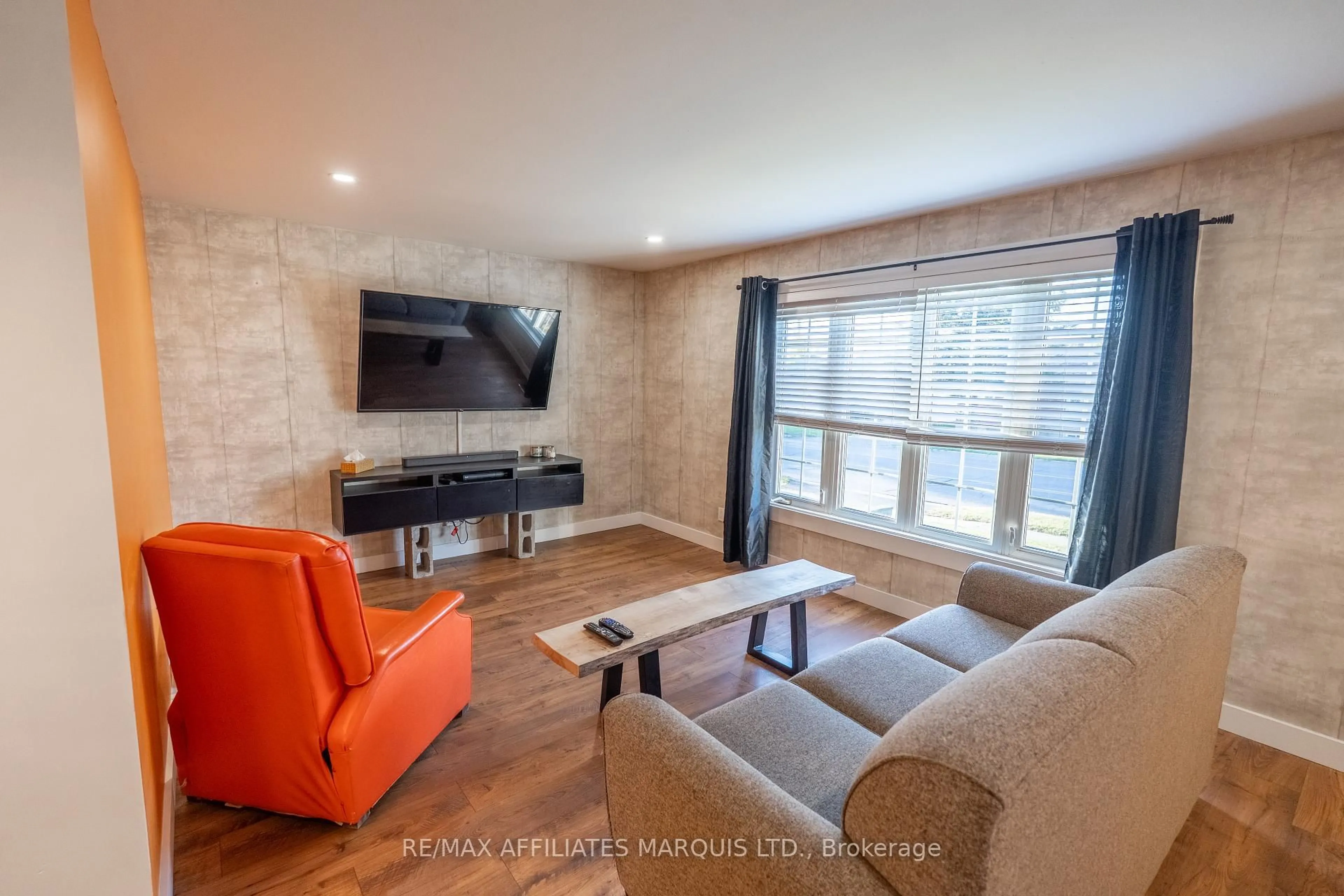 Home theater for 1017 Marleau Ave, Cornwall Ontario K6H 2W6