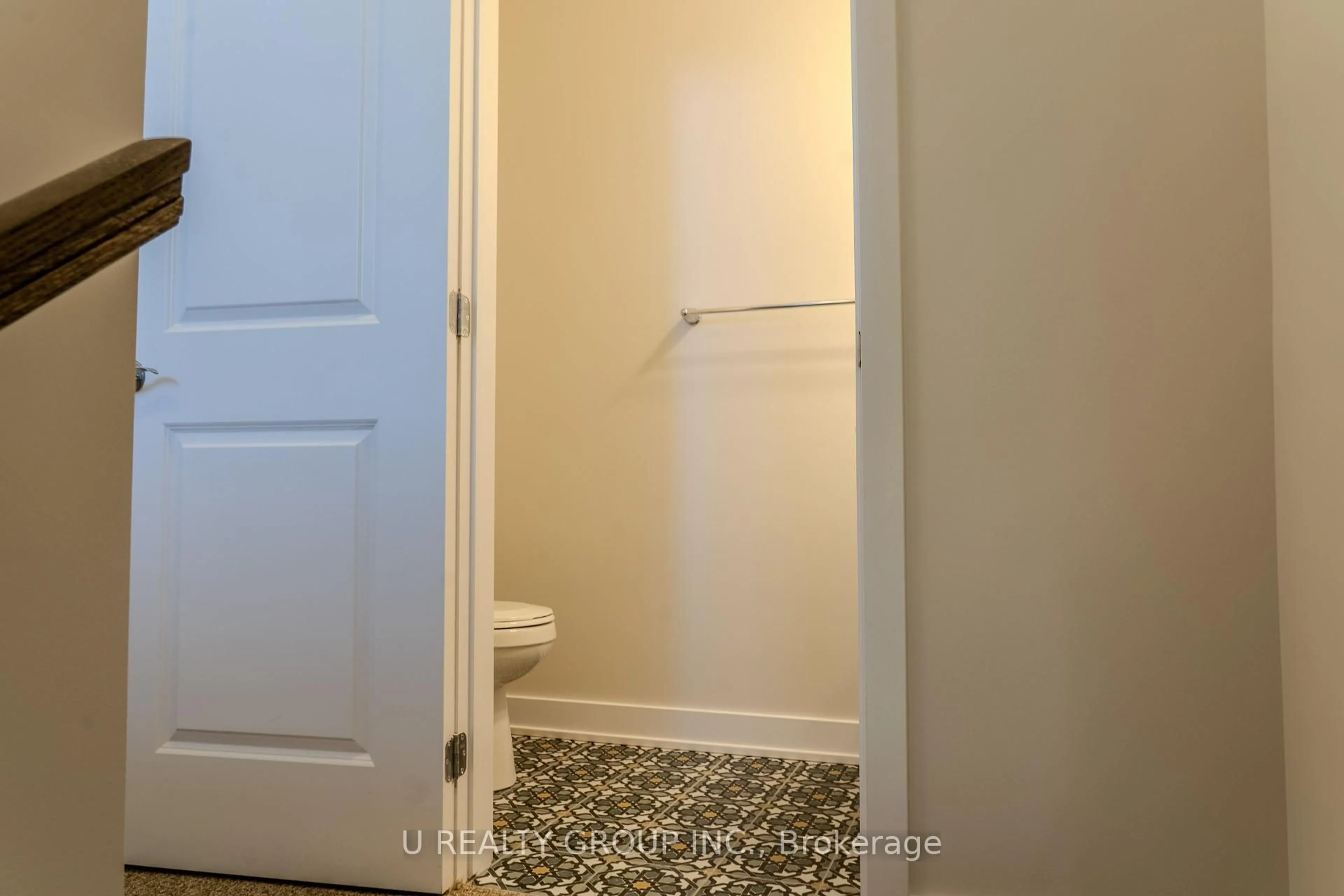 A pic of a room for 1218 flycatcher Private, Ottawa Ontario K1X 0M7