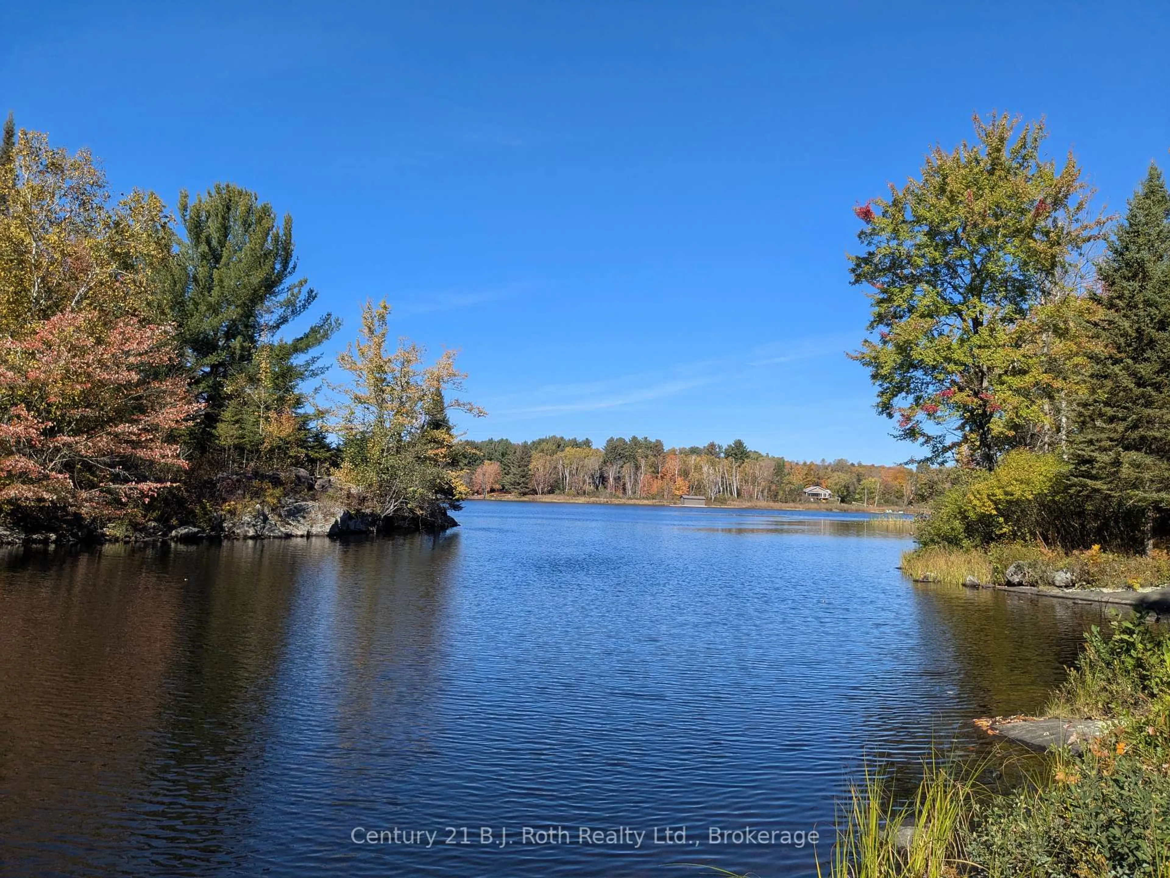 Blurry image for 71 Victoria St, Magnetawan Ontario P0A 1P0