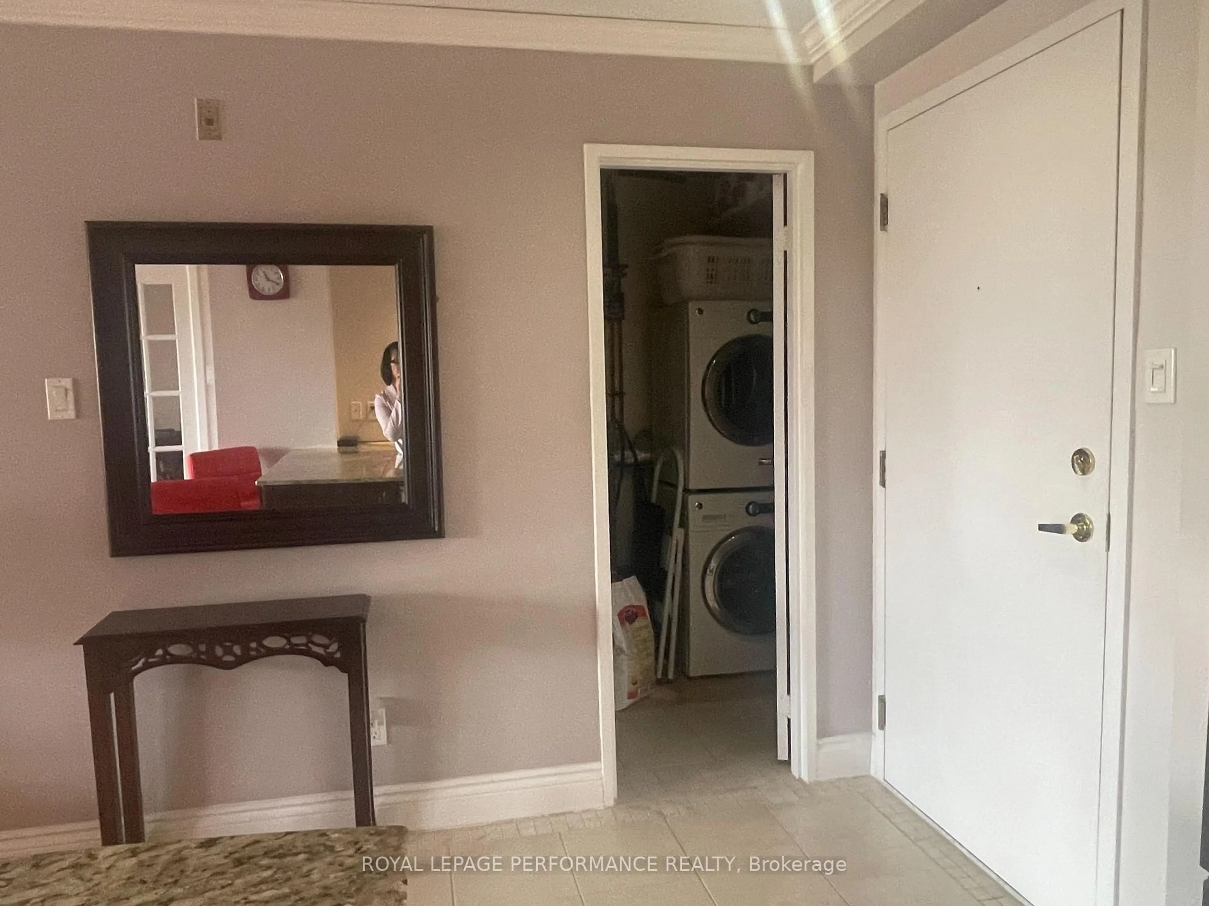 Unknown for 225 Alvin Road Rd #507, Ottawa Ontario K1K 4H6