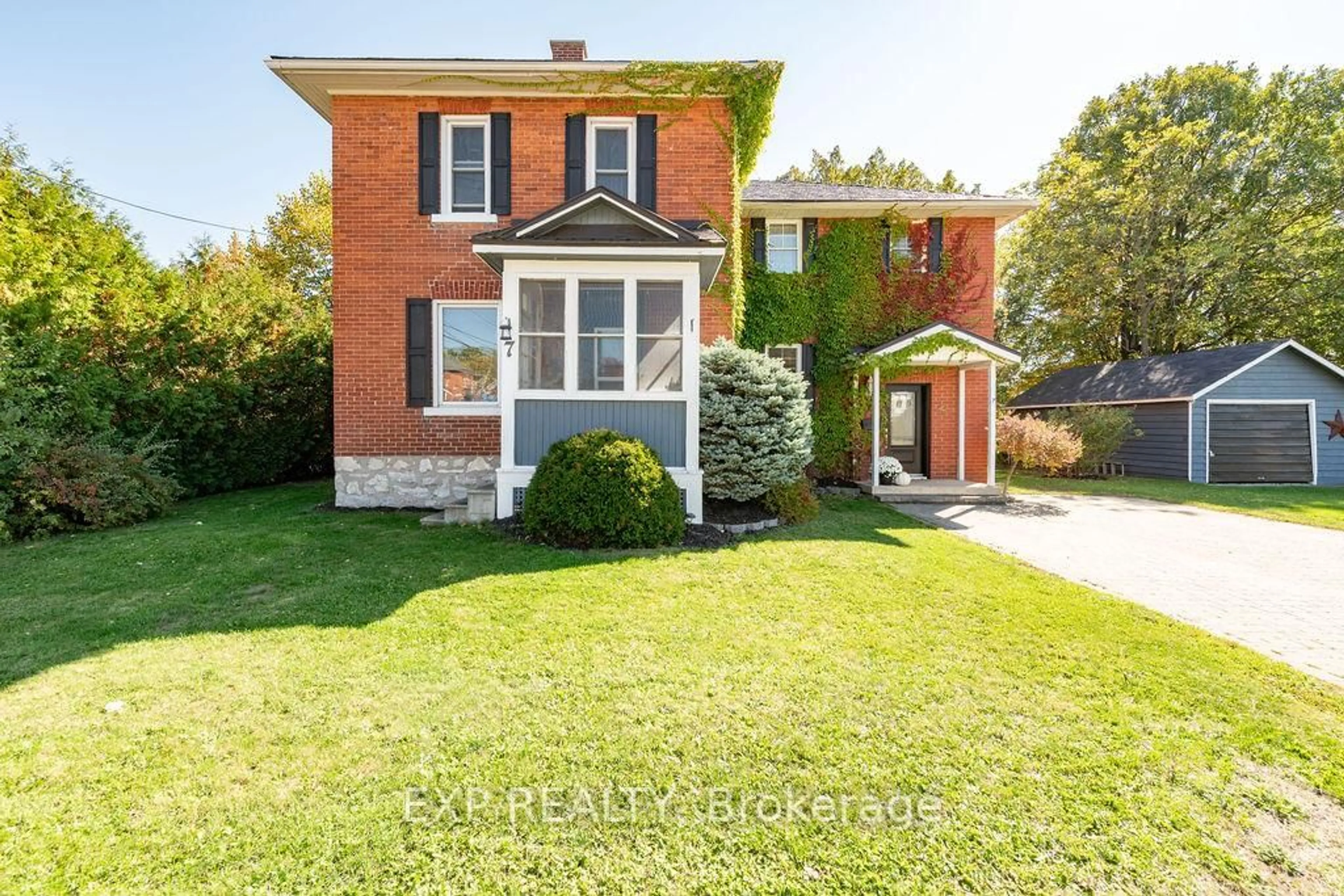 Home with brick exterior material, street for 7 Hincks Ave, Renfrew Ontario K7V 3S5