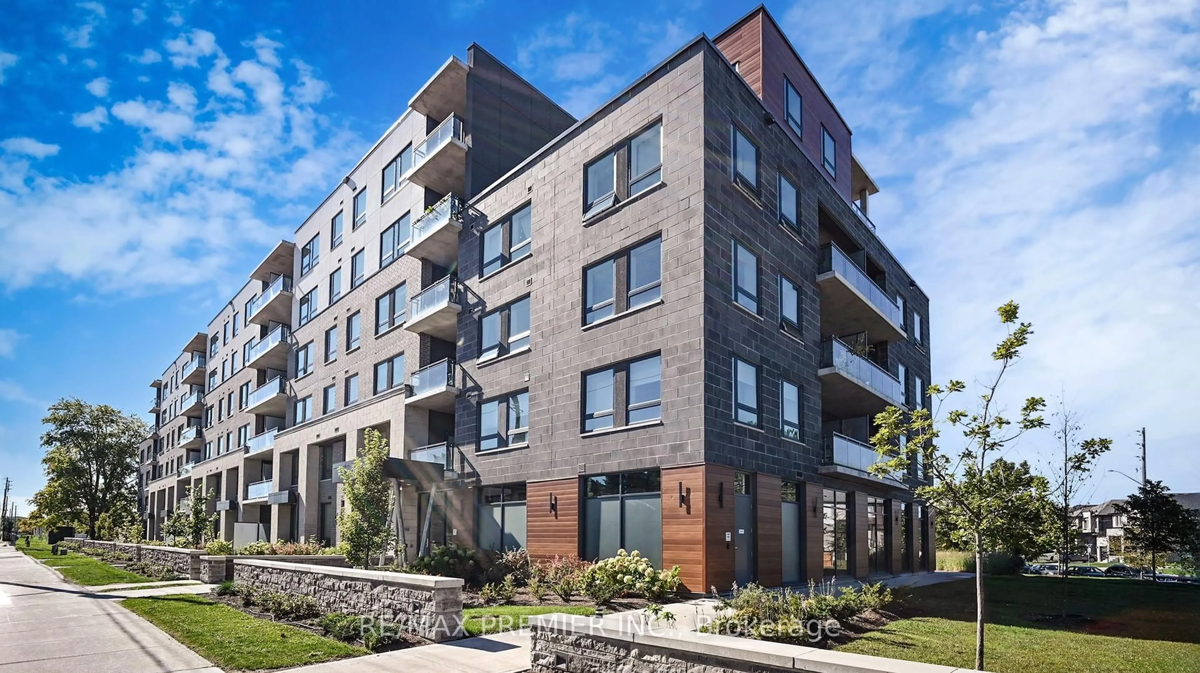 Home with brick exterior material, building for 26 Lowes Rd #511, Guelph Ontario N1G 4X2