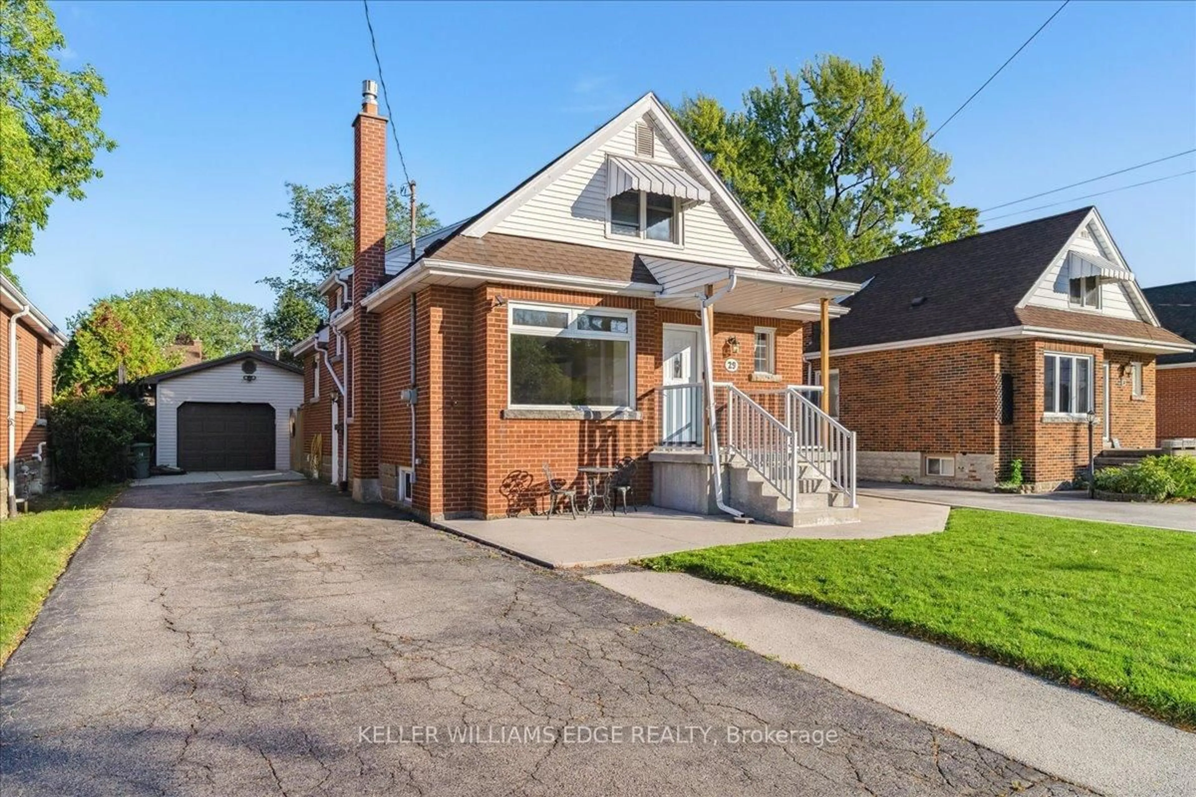 Home with brick exterior material, street for 29 East 34th St, Hamilton Ontario L8V 3W2