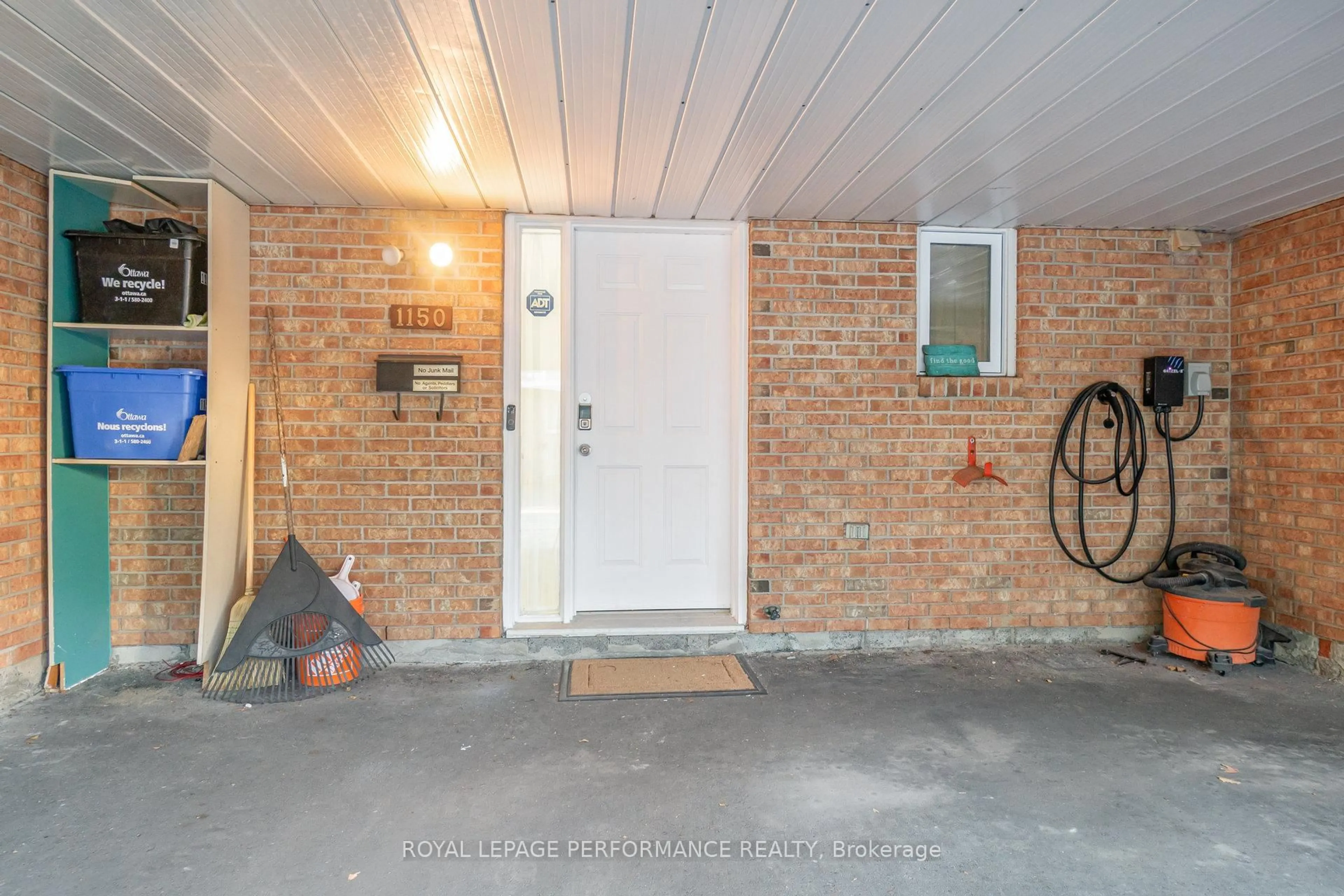 Unknown for 1150 Chimney Hill Way #10, Ottawa Ontario K1J 8Z8