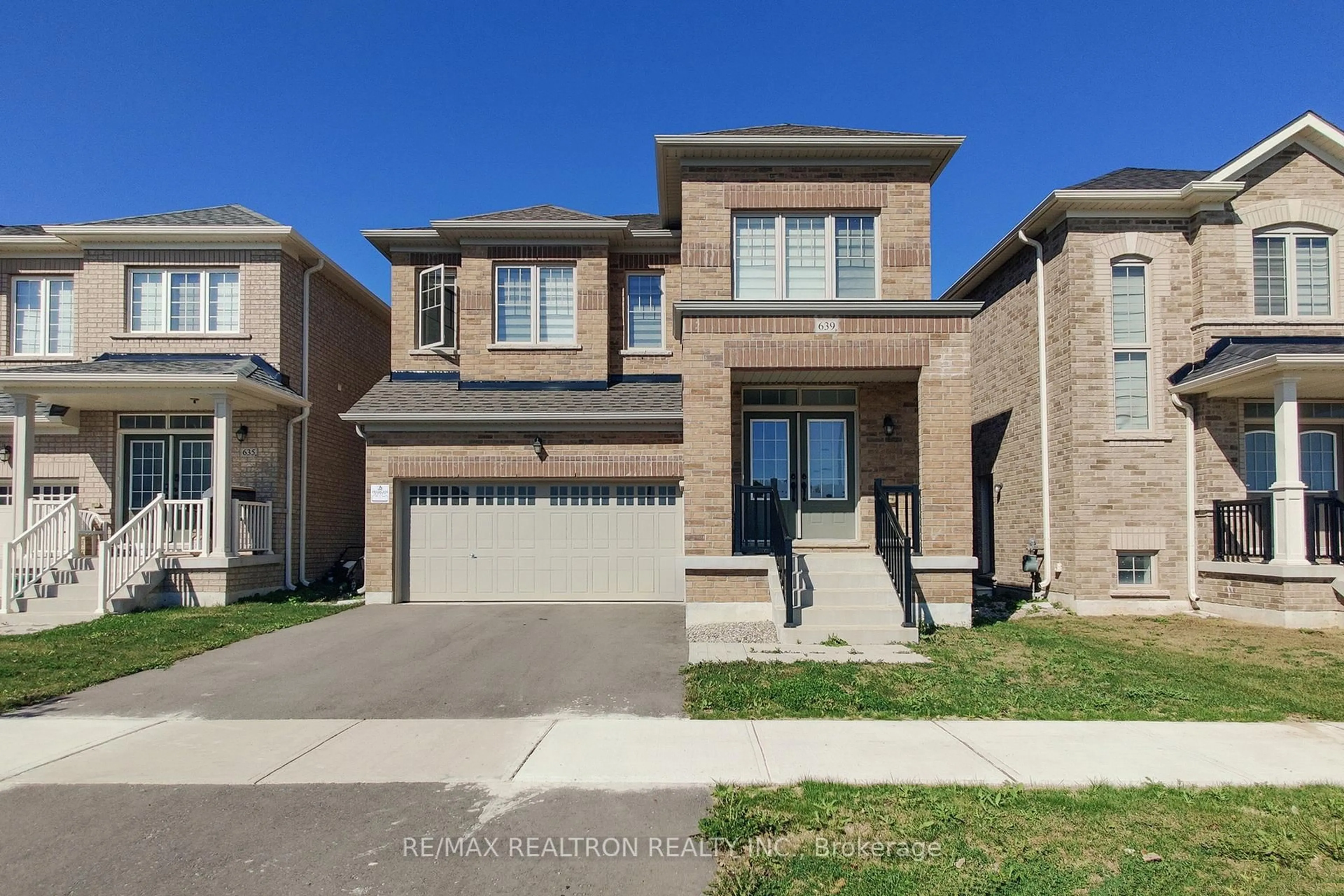 Home with brick exterior material, street for 639 Anishinaabe Dr, Shelburne Ontario L9V 2R4