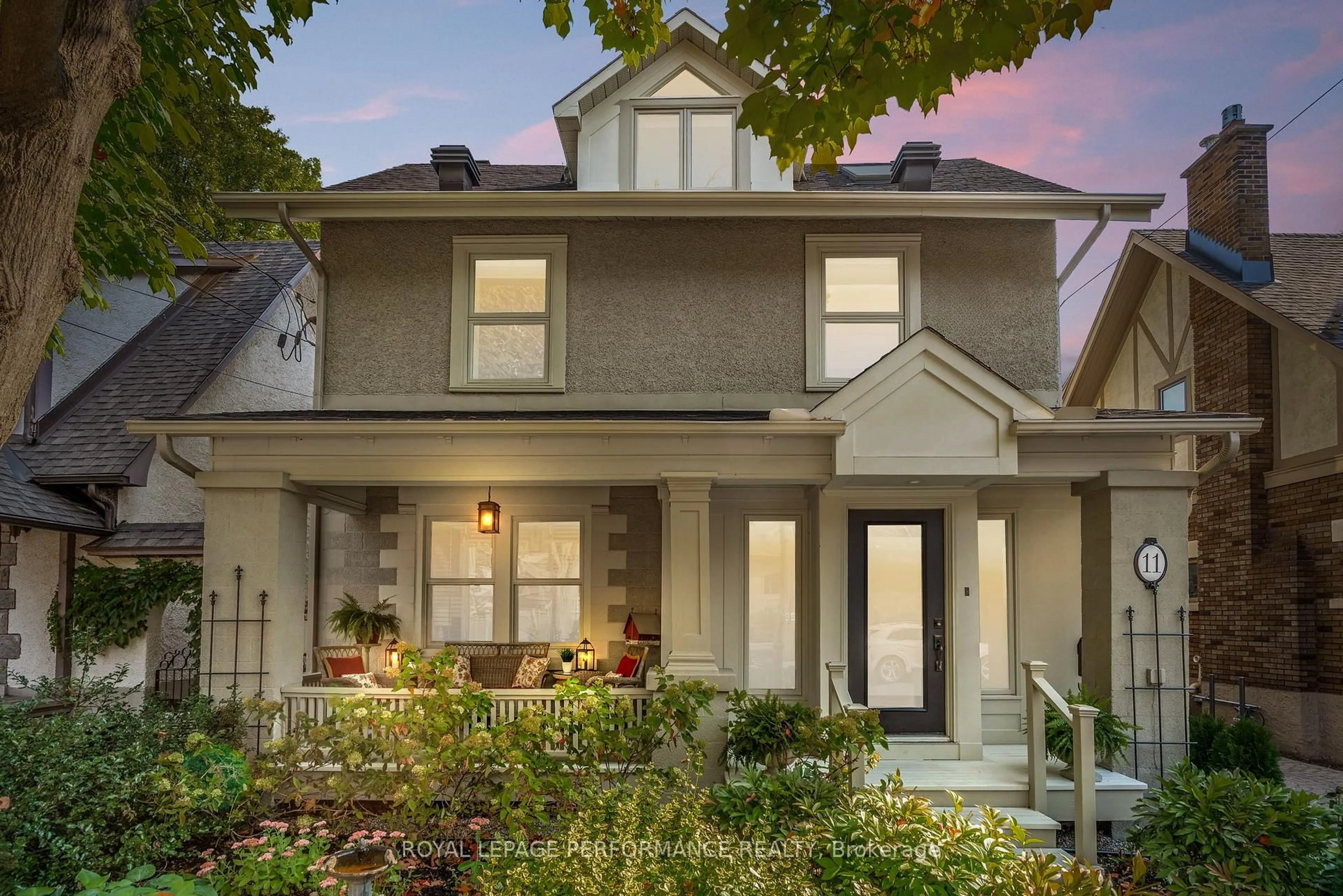 Home with vinyl exterior material, street for 11 Marlowe Cres, Ottawa Ontario K1S 1H3