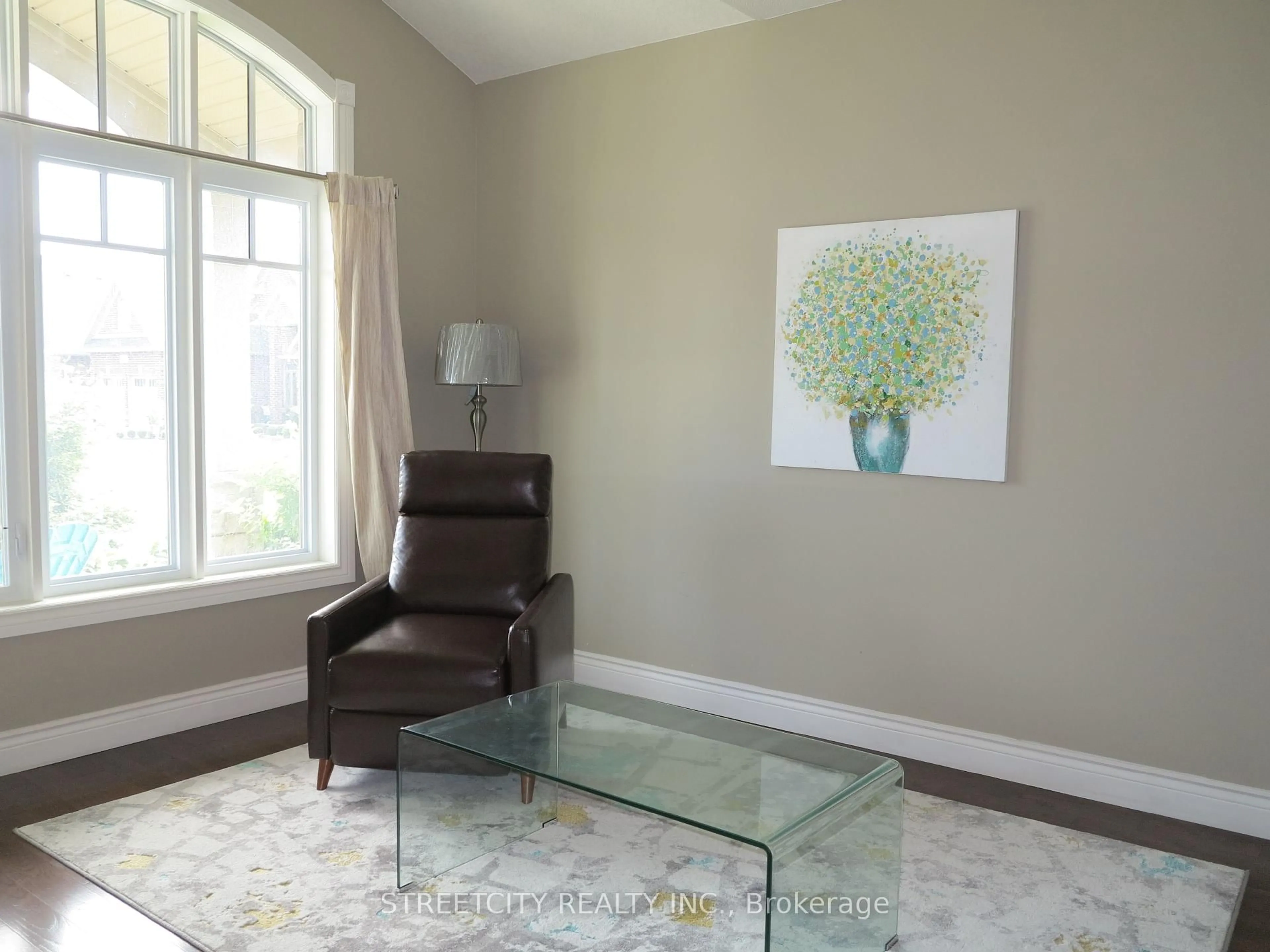 Living room with furniture, unknown for 1939 BALLYMOTE Ave, London North Ontario N5X 0J6