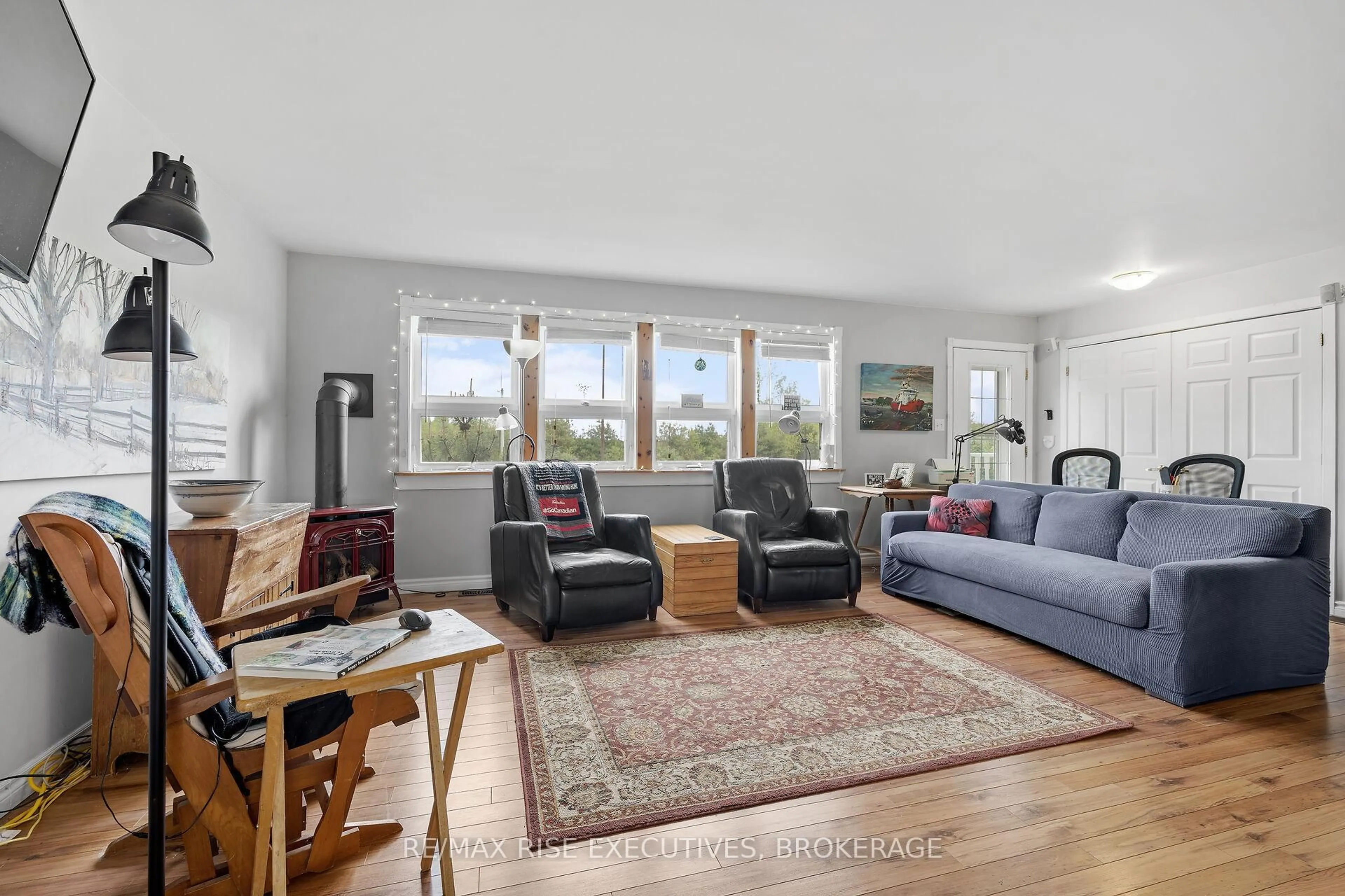 Living room with furniture, unknown for 2329 HARLEM Rd, Rideau Lakes Ontario K0G 1V0