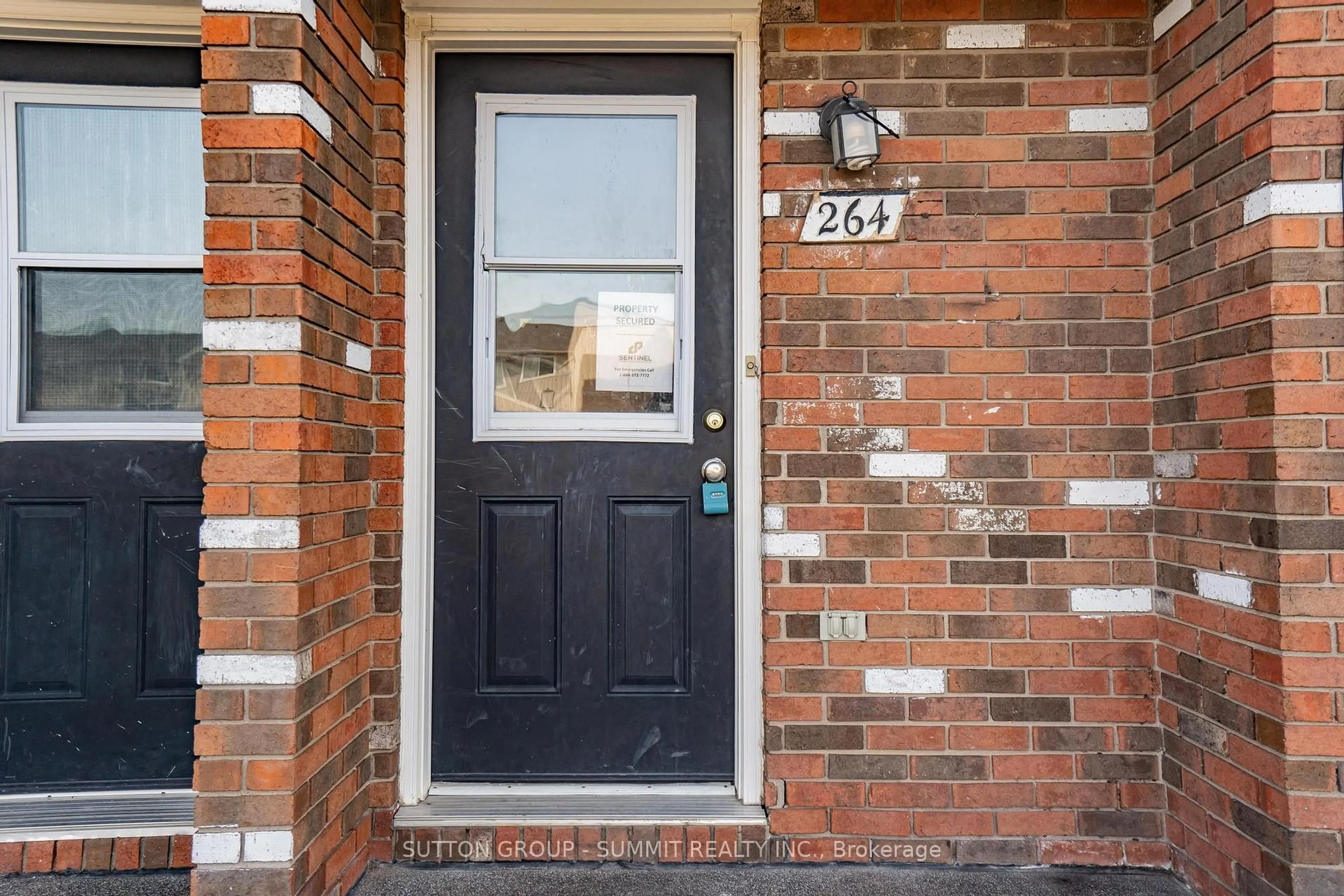 Indoor entryway for 100 BROWNLEIGH Ave #264, Welland Ontario L3B 5V8