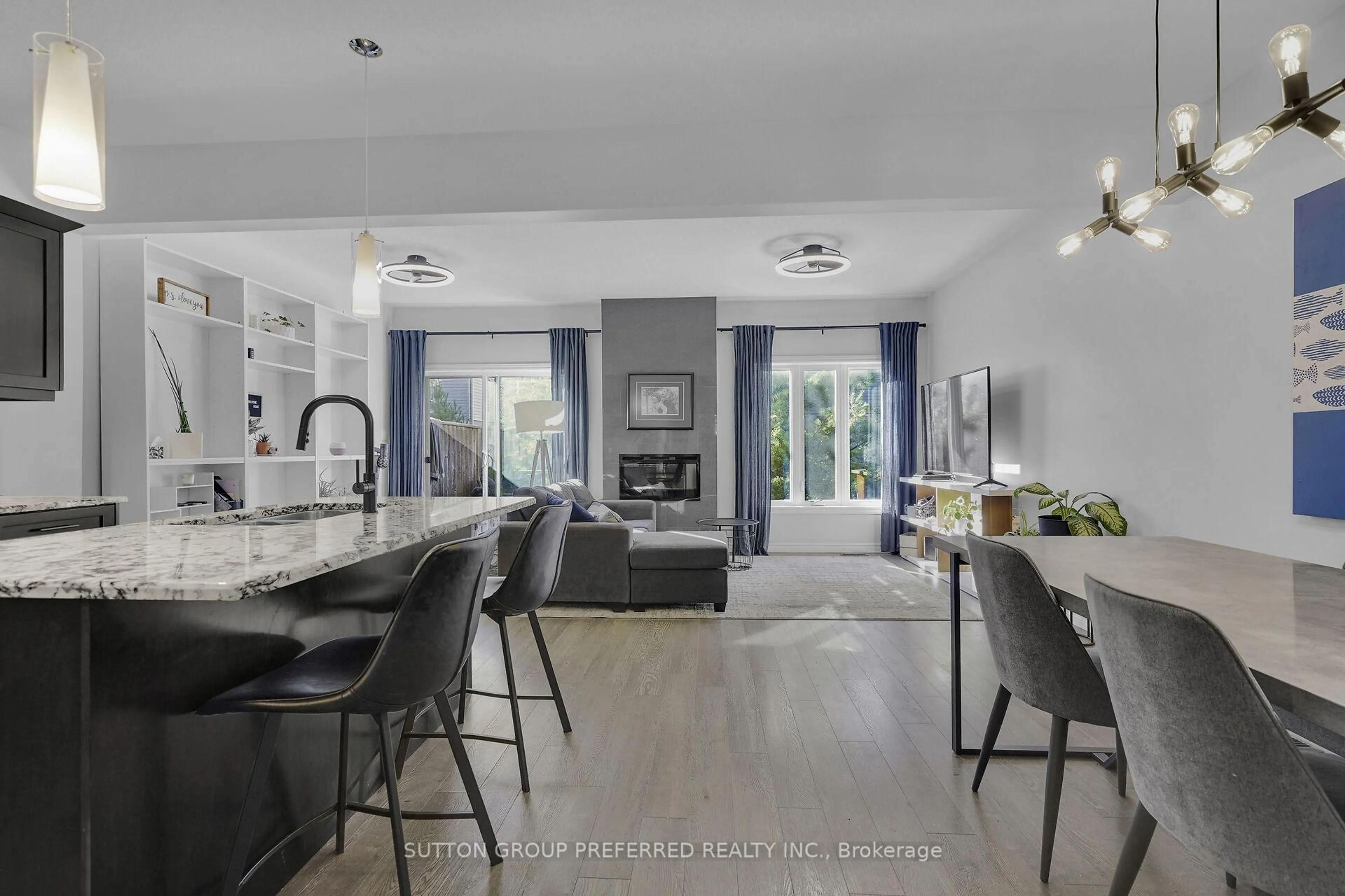 Open concept kitchen, ceramic/tile floor for 1924 Cedarhollow Blvd #23, London North Ontario N5X 0C3